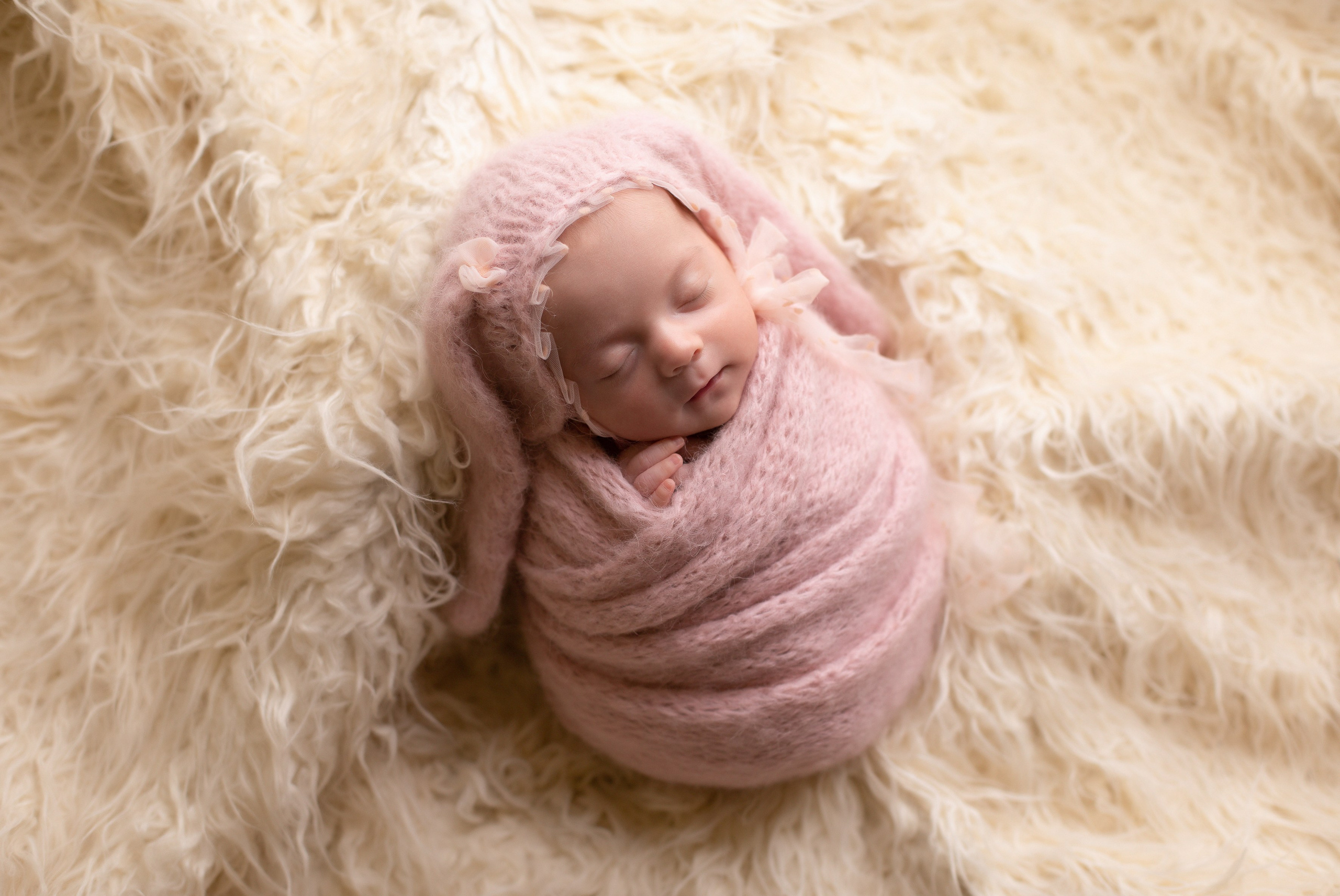 Новорожденные девочки. Фотограф новорожденных в Нижнем Новгороде Белякова Оксана