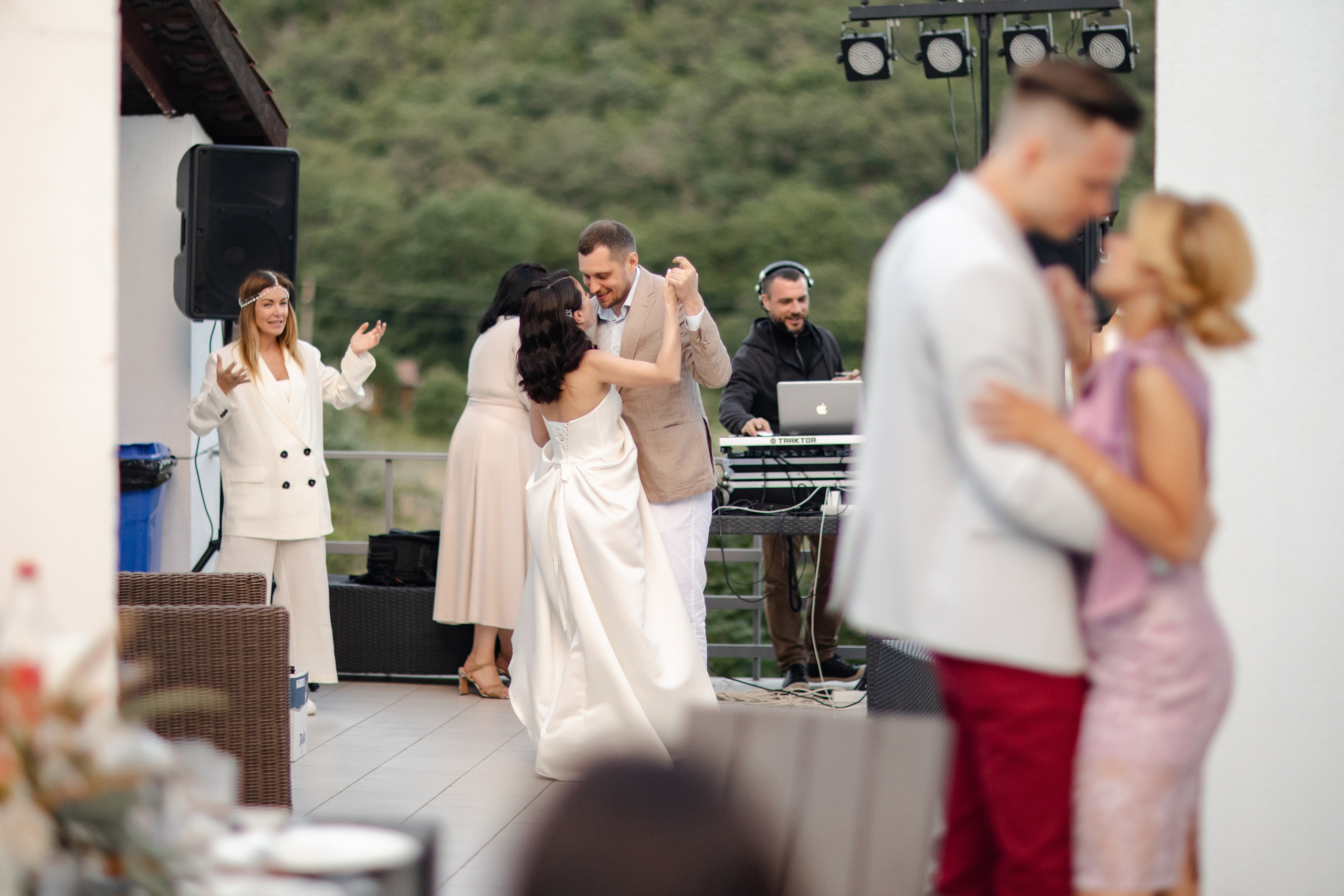 Свадьба в Абрау-Дюрсов. Фотограф на свадьбу. Свадебный фотограф в Ростове Максимов Максим