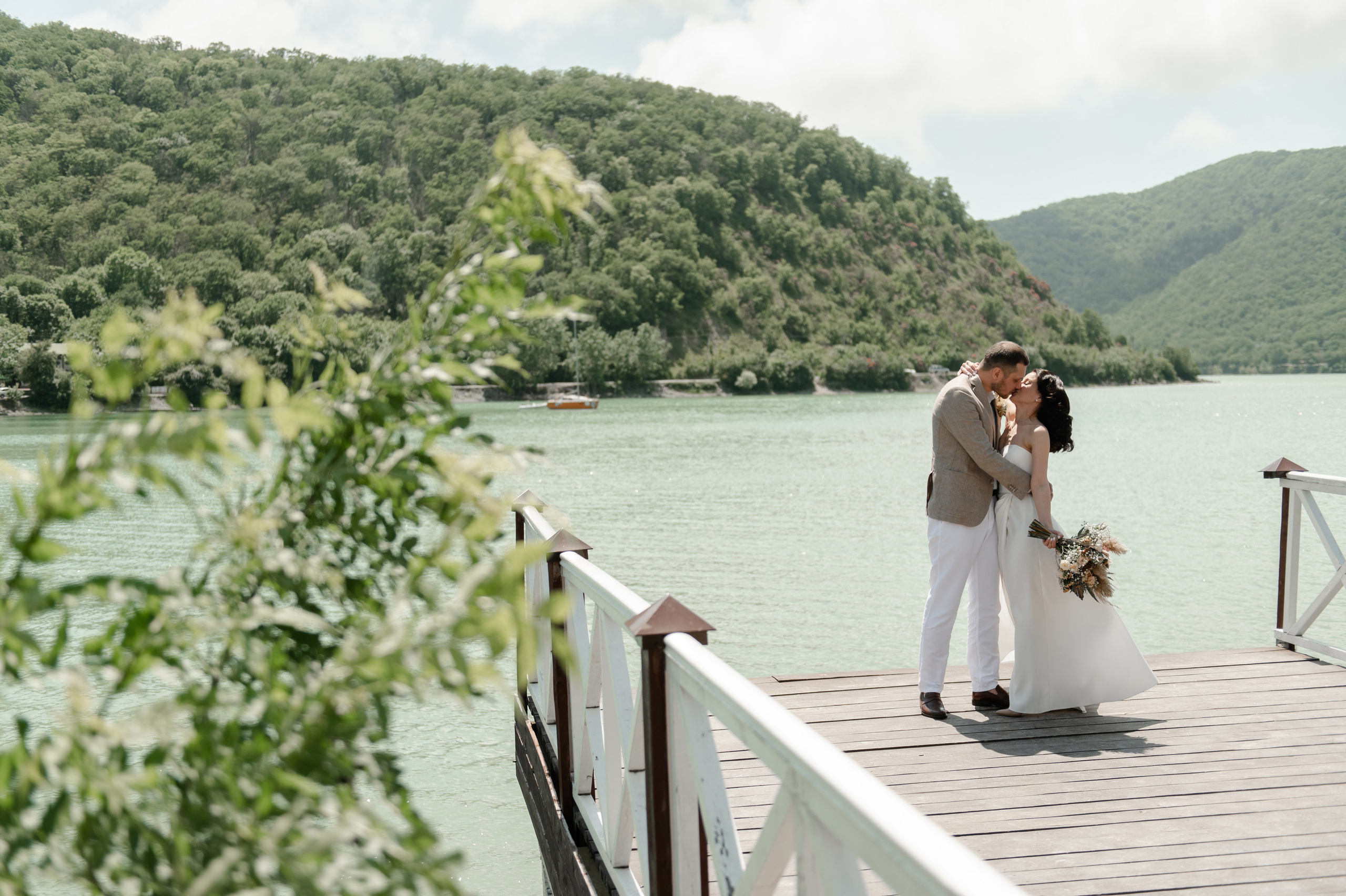 Свадьба в Абрау-Дюрсов. Фотограф на свадьбу. Свадебный фотограф в Ростове Максимов Максим