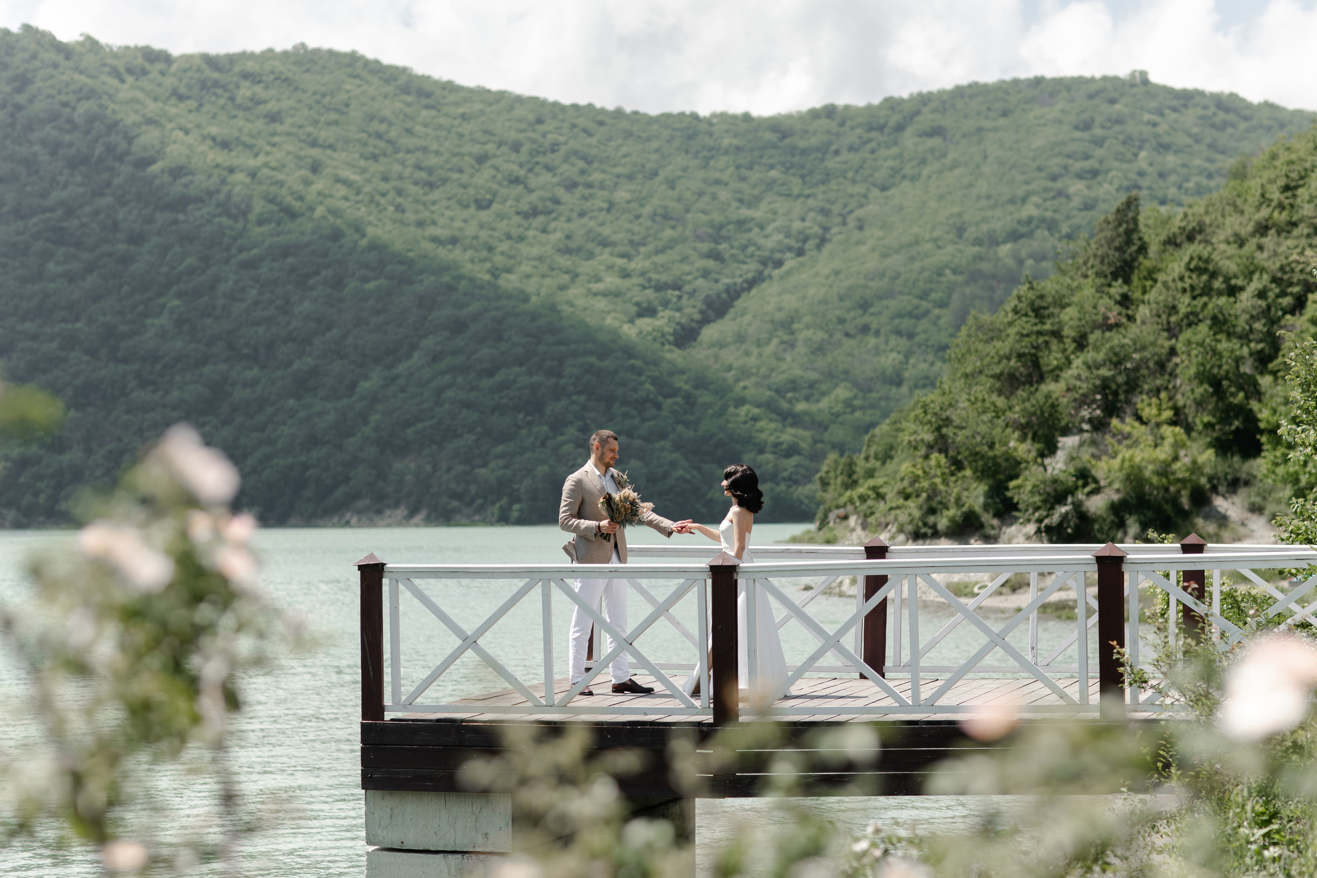 Свадьба в Абрау-Дюрсов. Фотограф на свадьбу. Свадебный фотограф в Ростове Максимов Максим