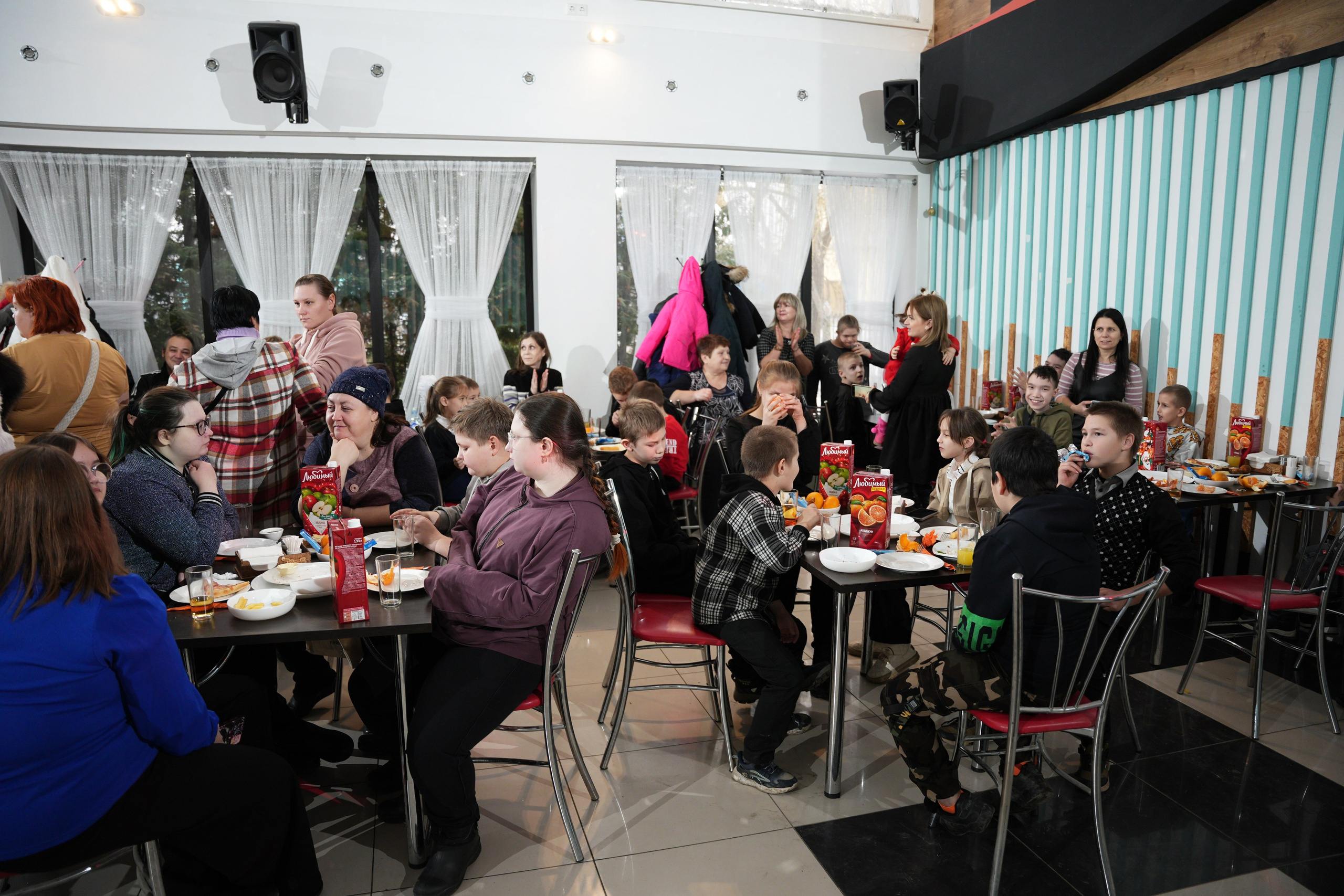 «Ты в этом мире не один " социально благотворительное мероприятие. Ольга Плаксина фотограф в Саратове