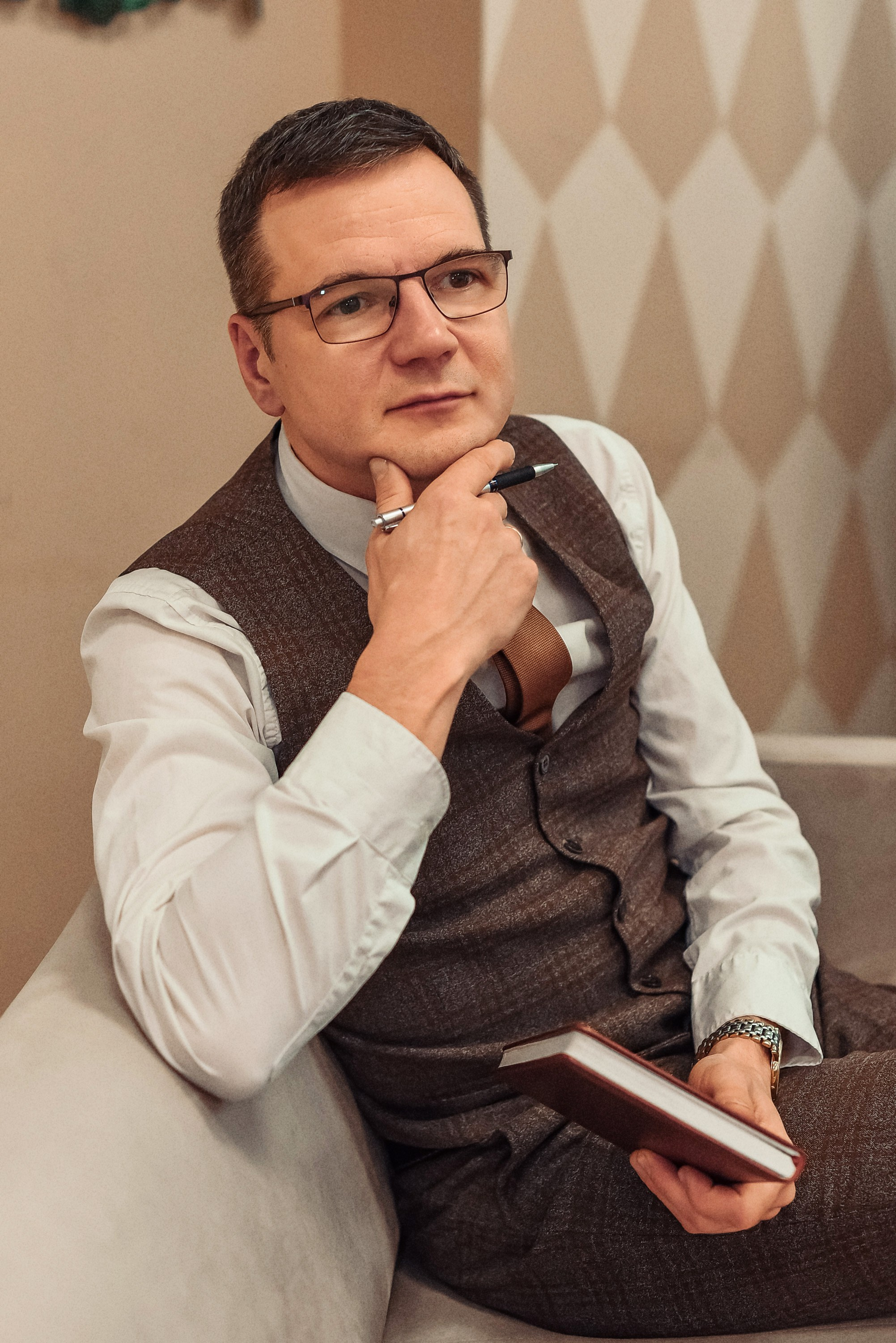 Съемка Андрея в центре «Мойбизнес» г. Тула. Фотограф Тула творческие фотосессии недорого Ольга Ромашина