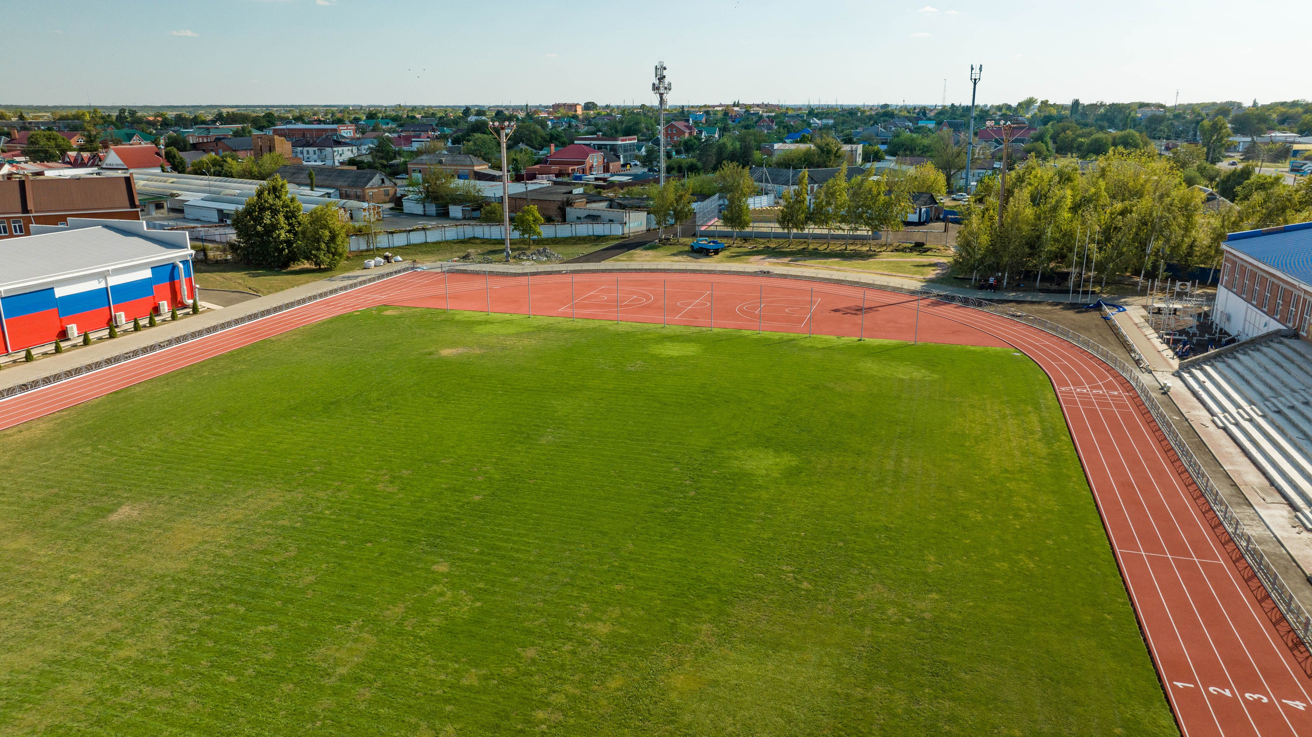 СТАДИОН СТ. БРЮХОВЕТСКАЯ. Recro