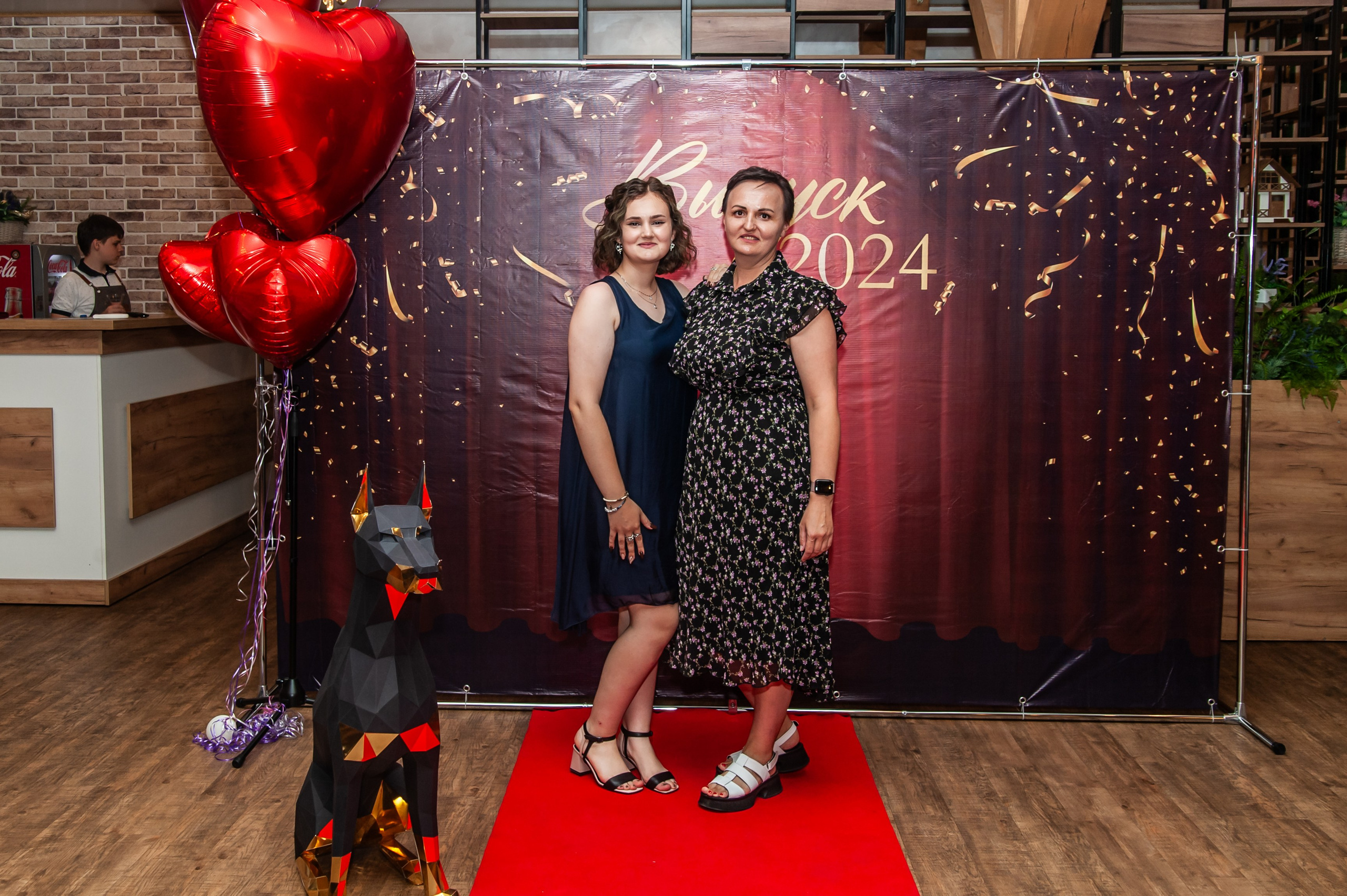 Выпускной МАОУ СОШ № 17 им. Эдуарда Есаяна. Свадебный и семейный фотограф Денис Лукьянов в Краснодаре, Краснодарском крае и Республике Крым