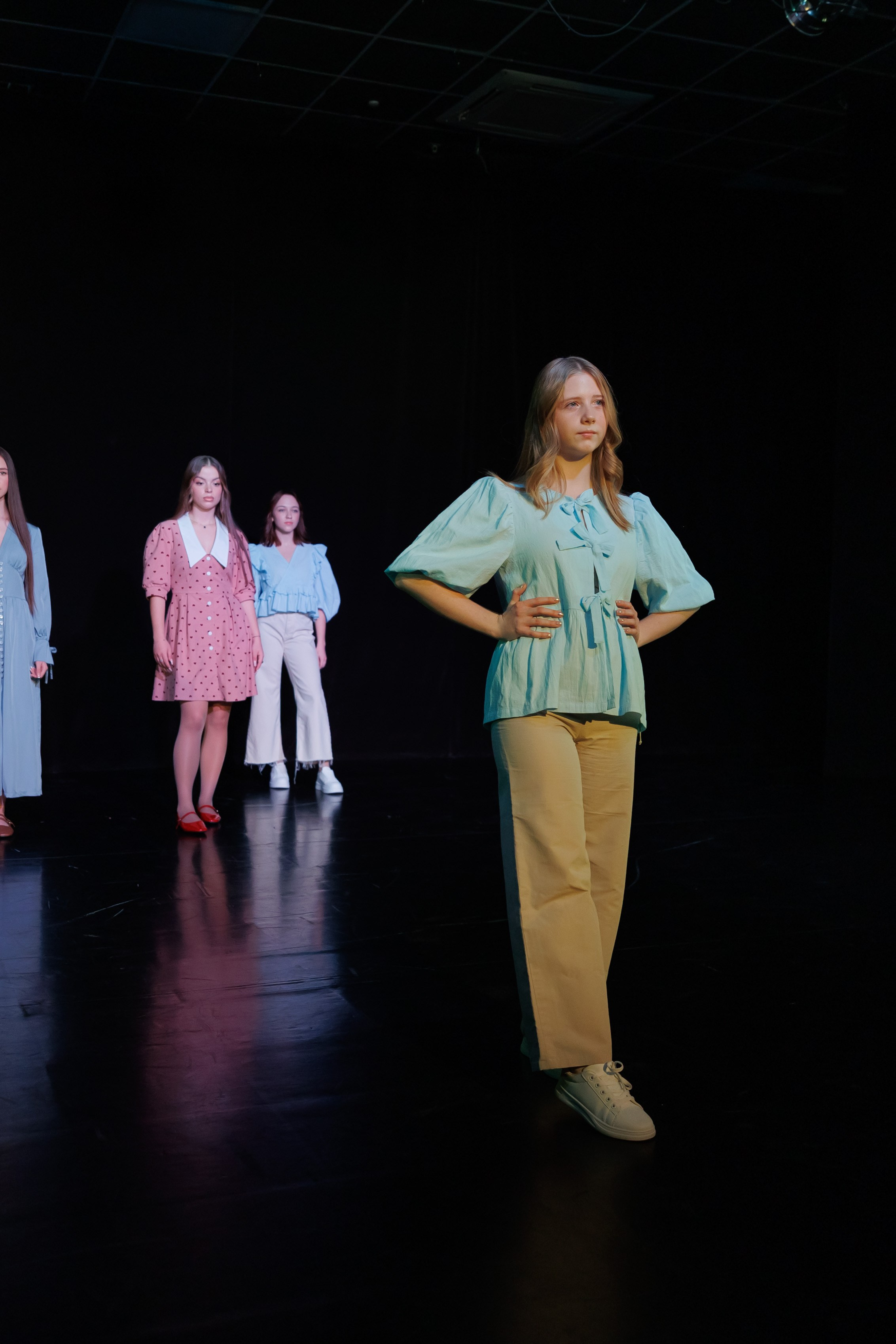 Показ коллекций Новосибирских дизайнеров для Fly Production. Фотограф Новосибирск — Наталья Гресь