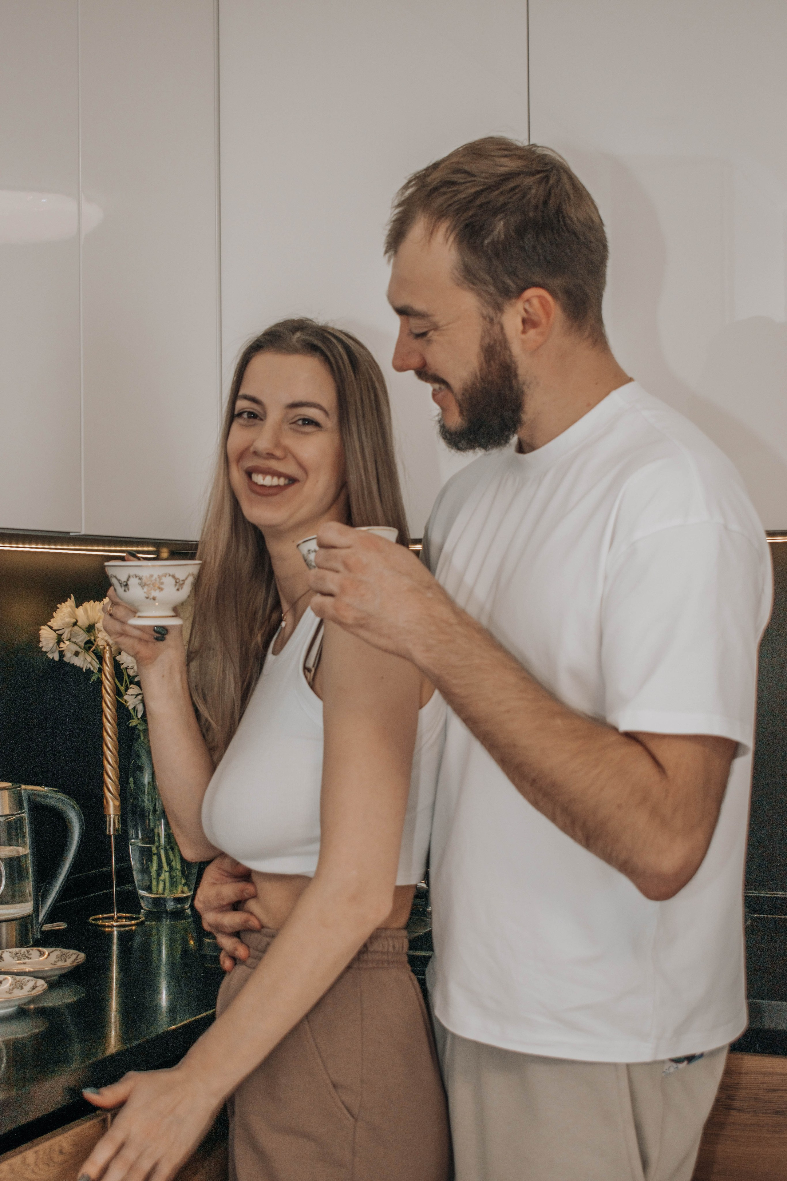 Кирилл и Эльмира. Домашняя съемка. Фотограф-ретушер в Крыму Юля Лобурец