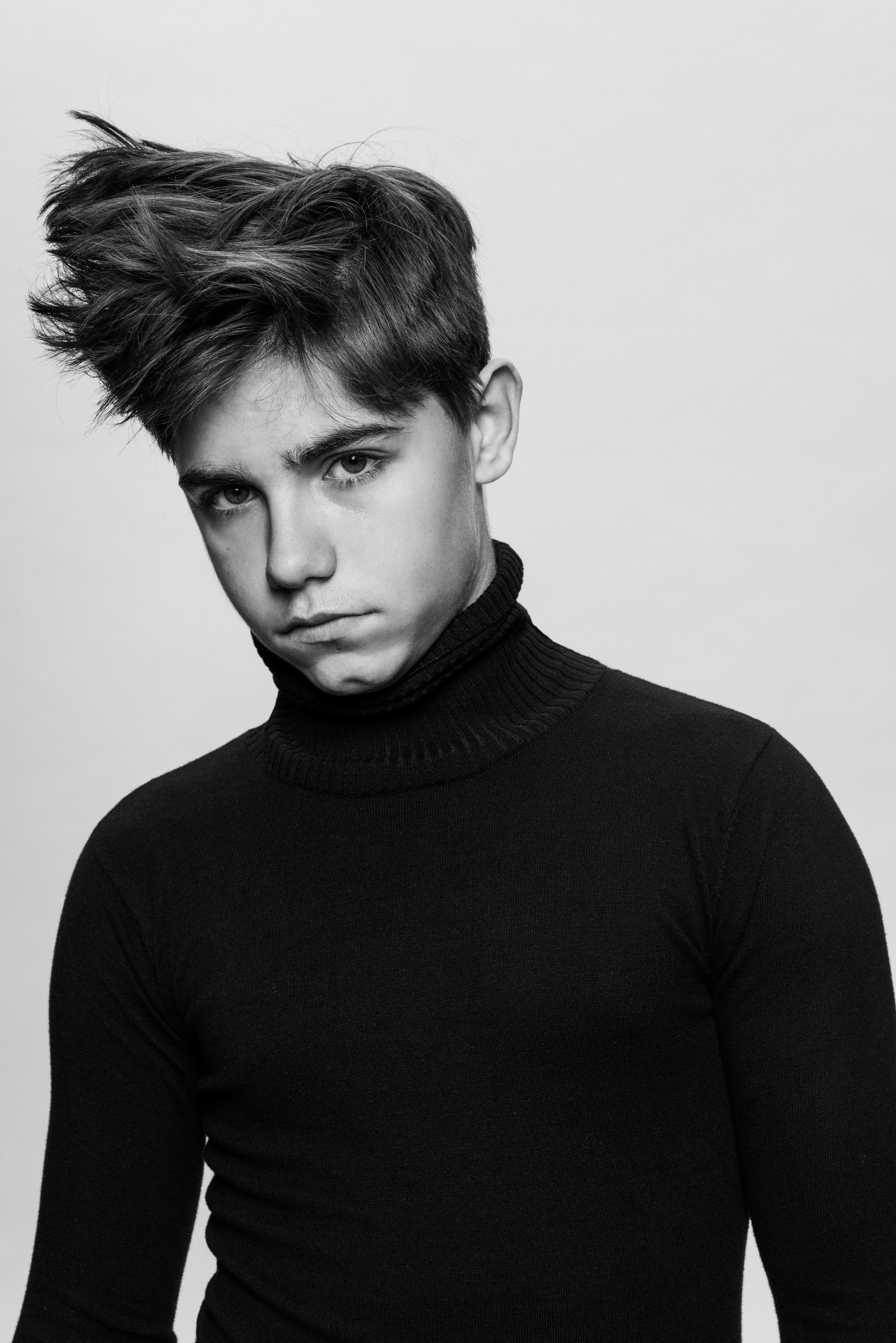 Поворозник Роман. Model base