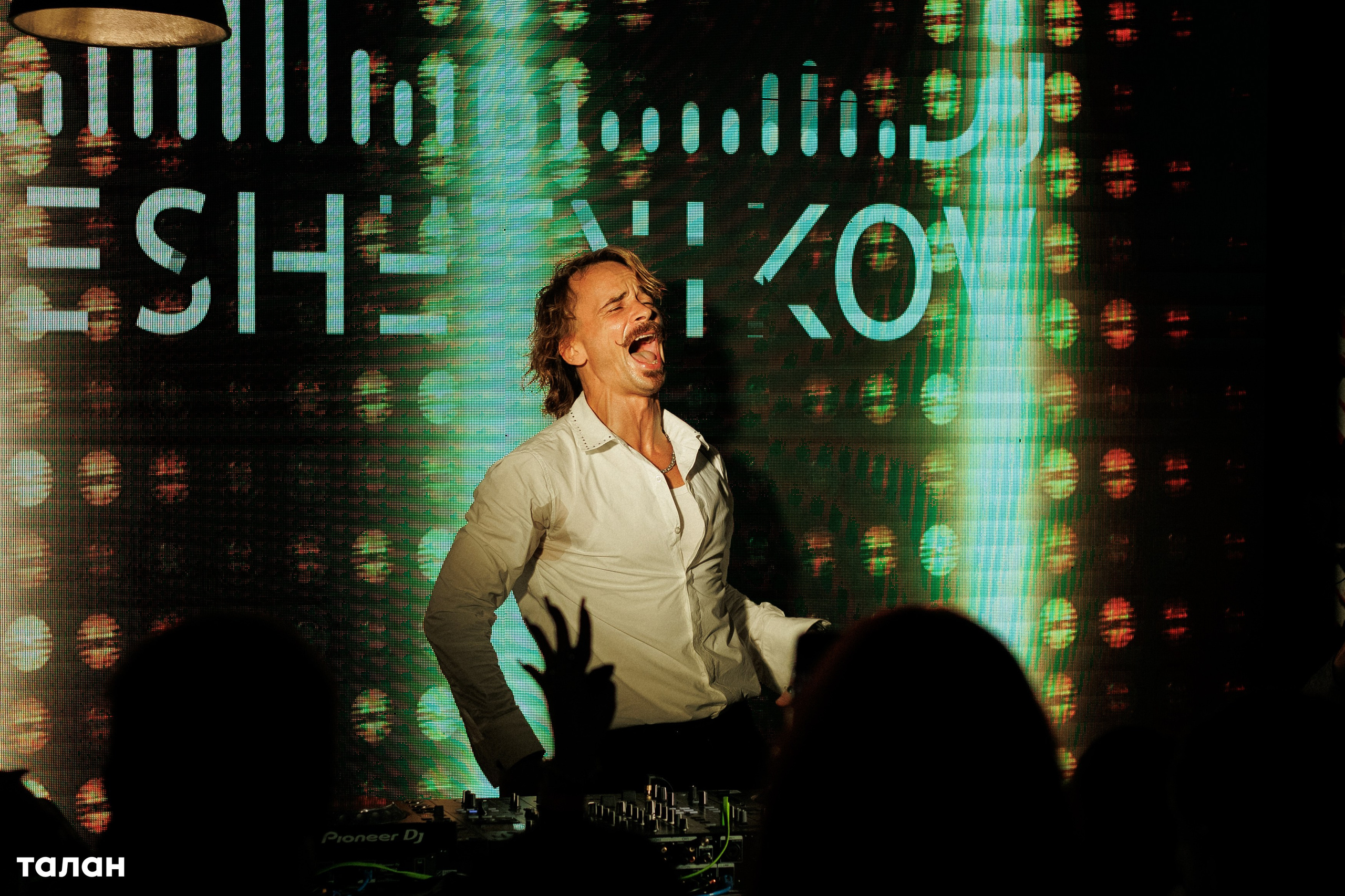 ВИНОТЕКА [бар+магаз] — BIRTHDAY PARTY. СВОИ. ФОТООТЧЕТЫ-СОБЫТИЯ-МЕСТА