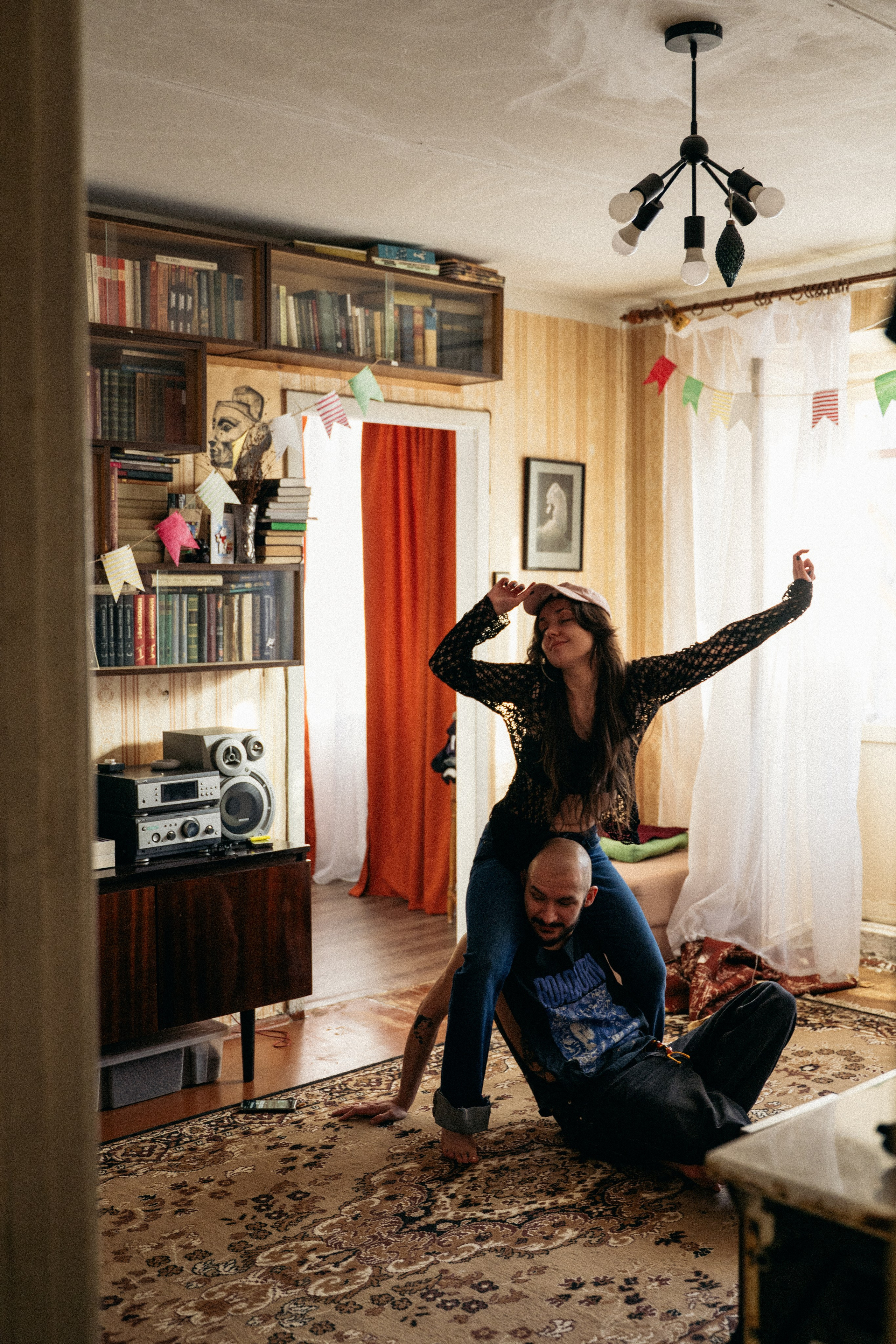 Хочешь я тебе спою?. Главная