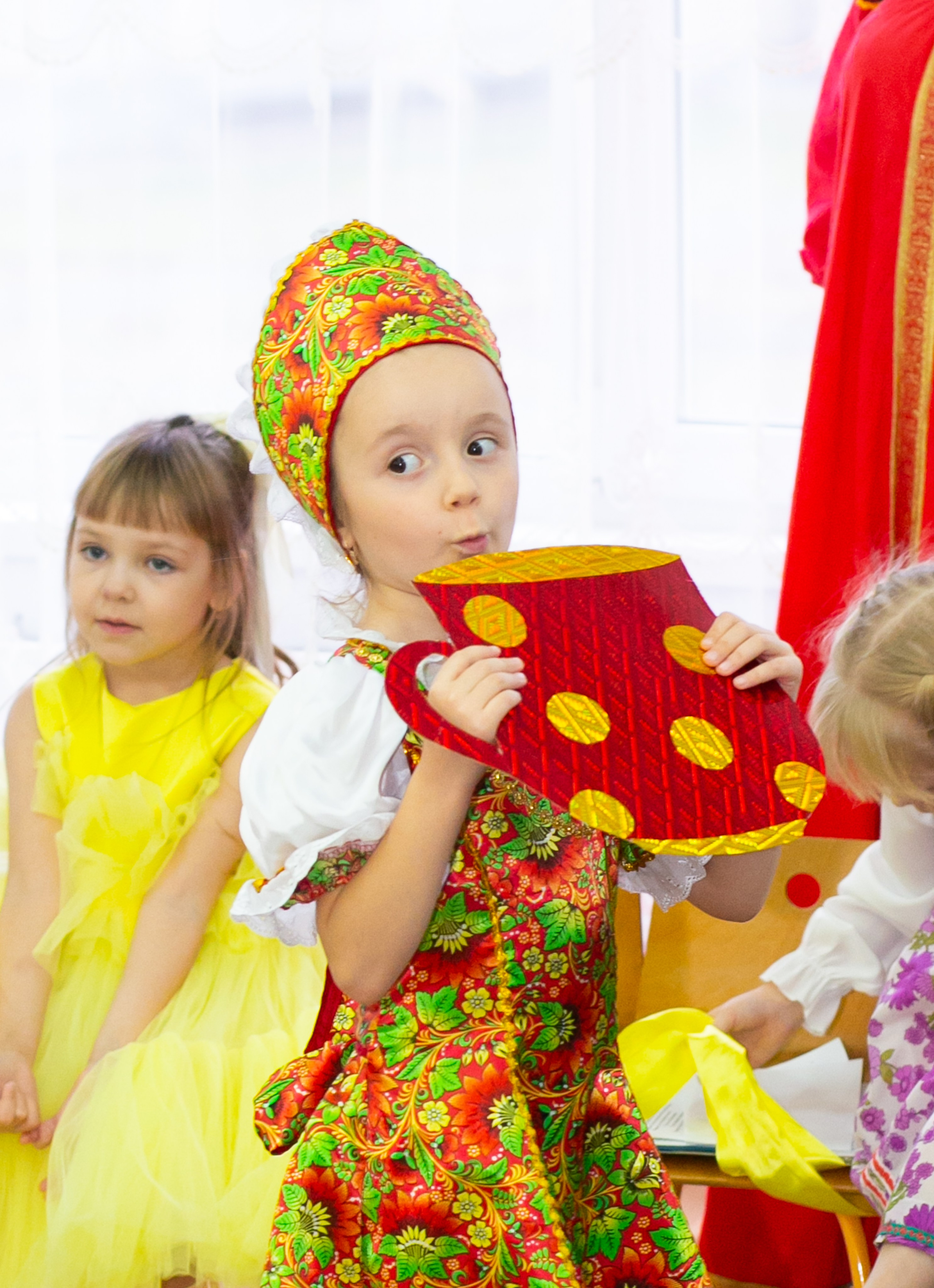 Выпускные и Утренники. Фотограф новорожденных и семейный фотограф НСО г. Бердск Марина Львова