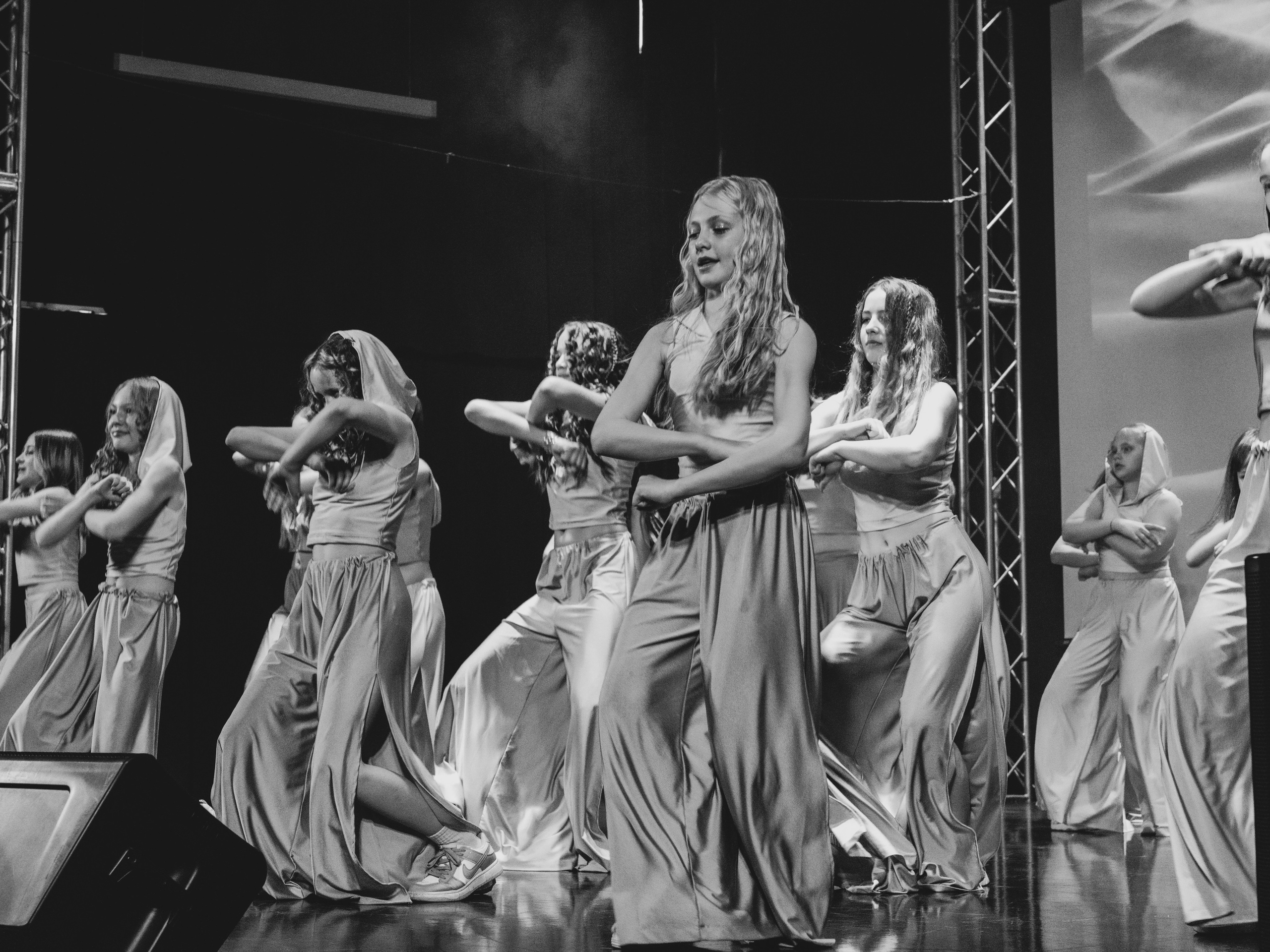 Dance studio Malibu. Фотограф в Иркутске на все важные случаи жизни