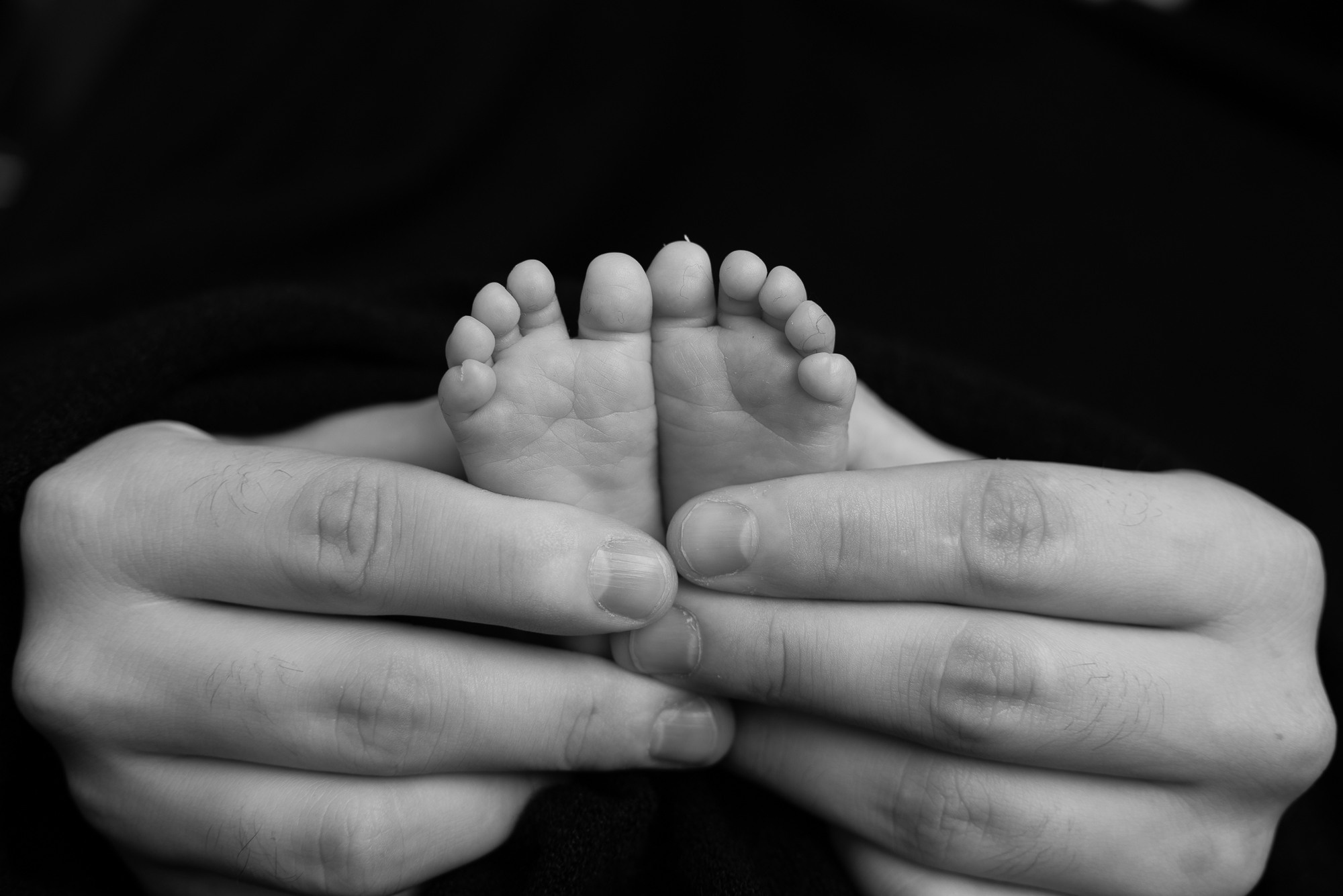 Малышка Анна и невероятные съемки «на черном». Фотограф новорожденных в Нижневартовске Лара Курдюкова