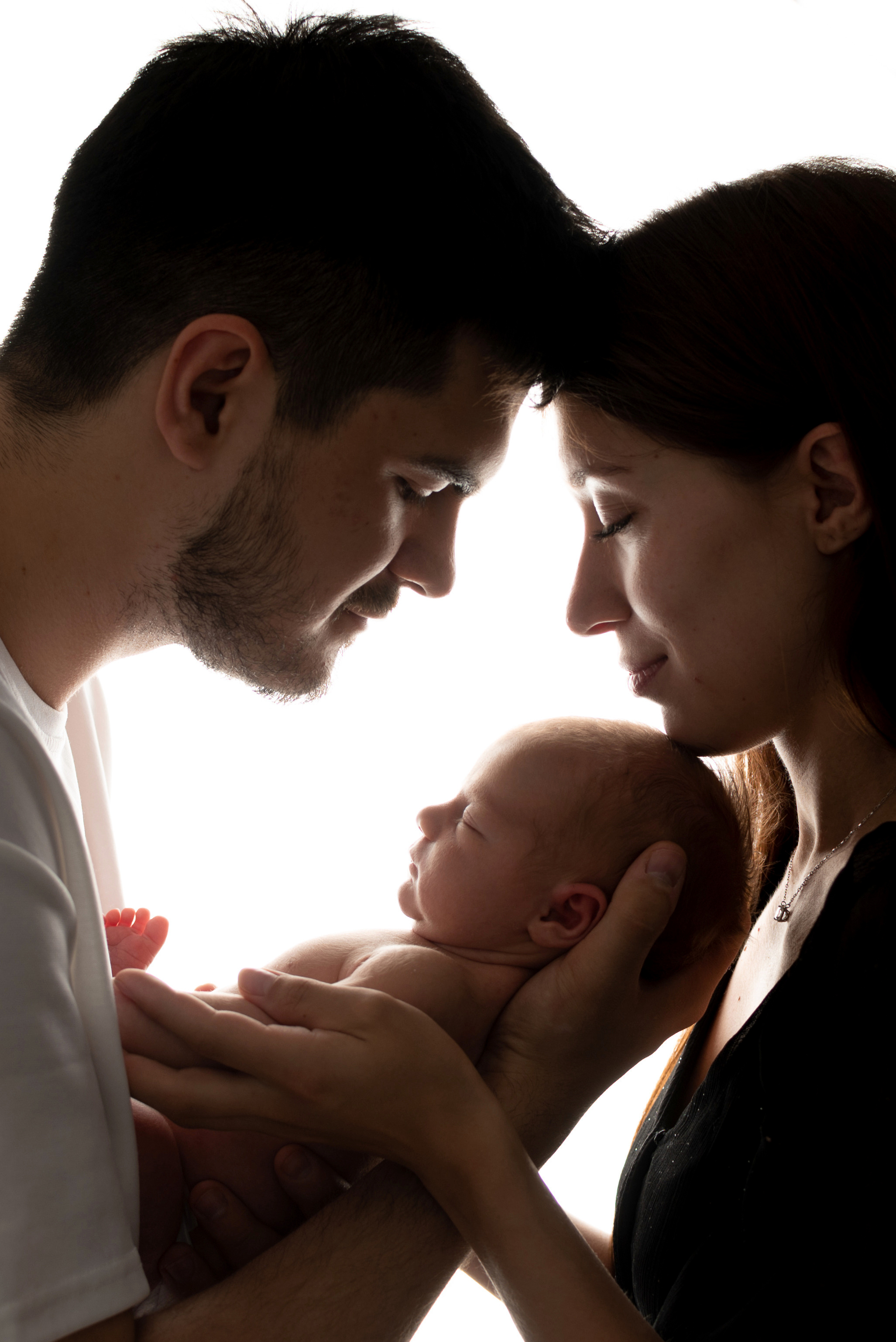 Малышка Анна и невероятные съемки «на черном». Фотограф новорожденных в Нижневартовске Лара Курдюкова