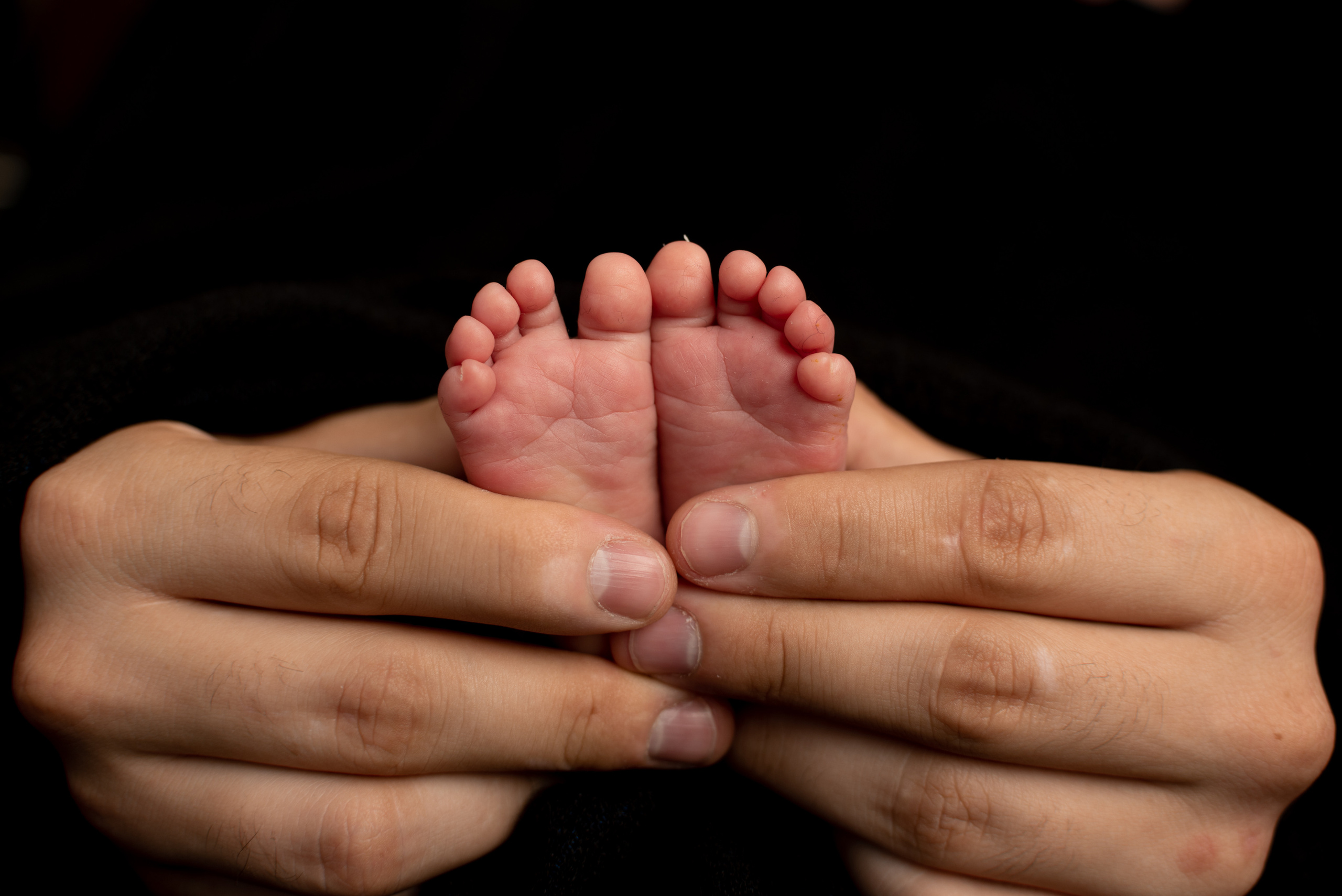 Малышка Анна и невероятные съемки «на черном». Фотограф новорожденных в Нижневартовске Лара Курдюкова