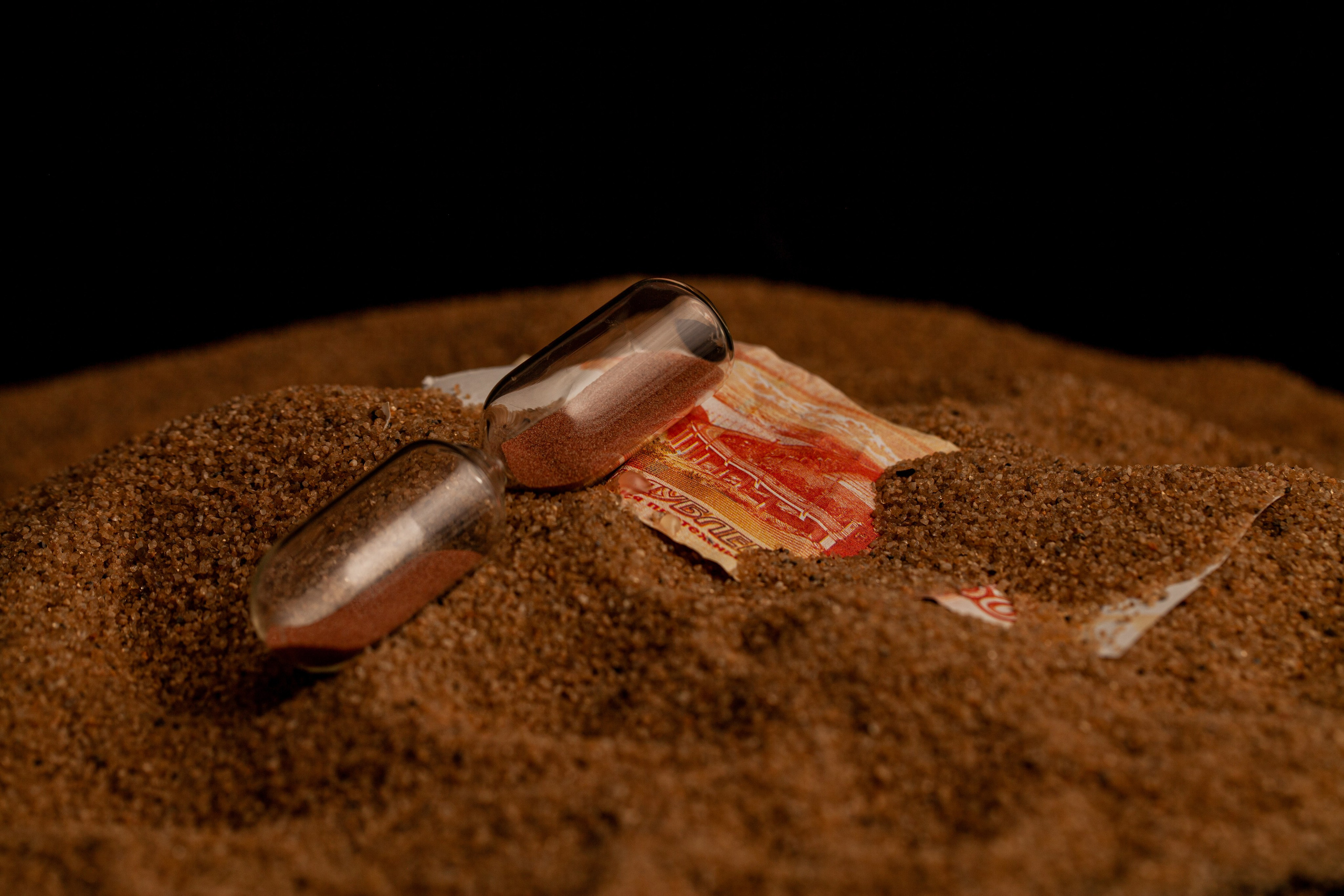 Фотопроект «Время и деньги». Медиапродюсер, фотограф в Минеральных Водах —Виктор Холодов