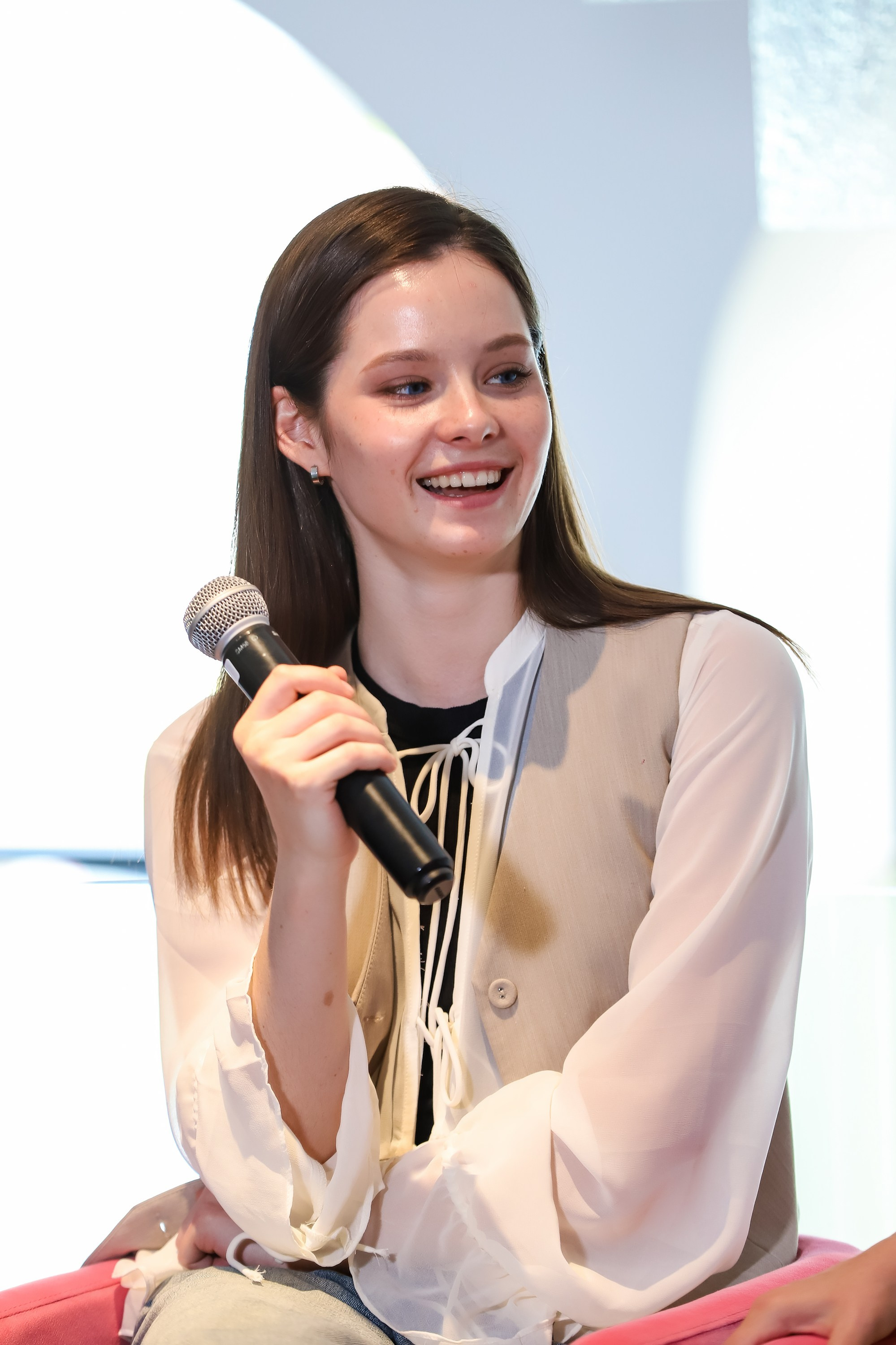 Akhmadullina Dreams «Летучий корабль». Репортажный и fashion фотограф в Москве Сергей Бардин