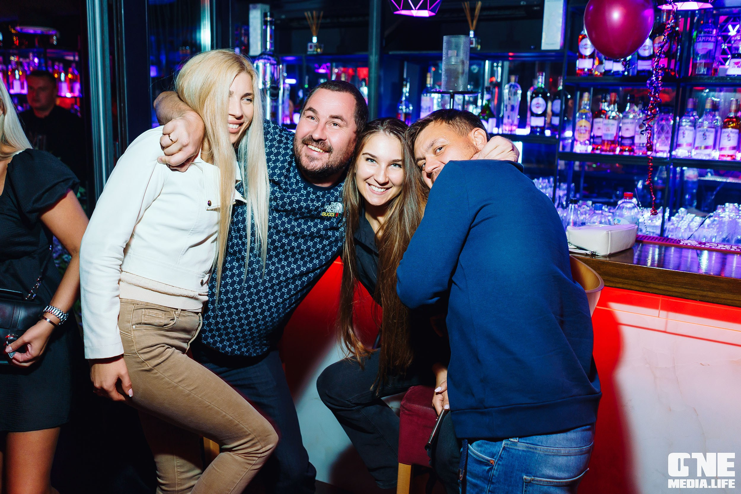 Фоторепортаж из Secret bar. One Media Life: фоторепортажи, фотоотчеты с мероприятий и заведений