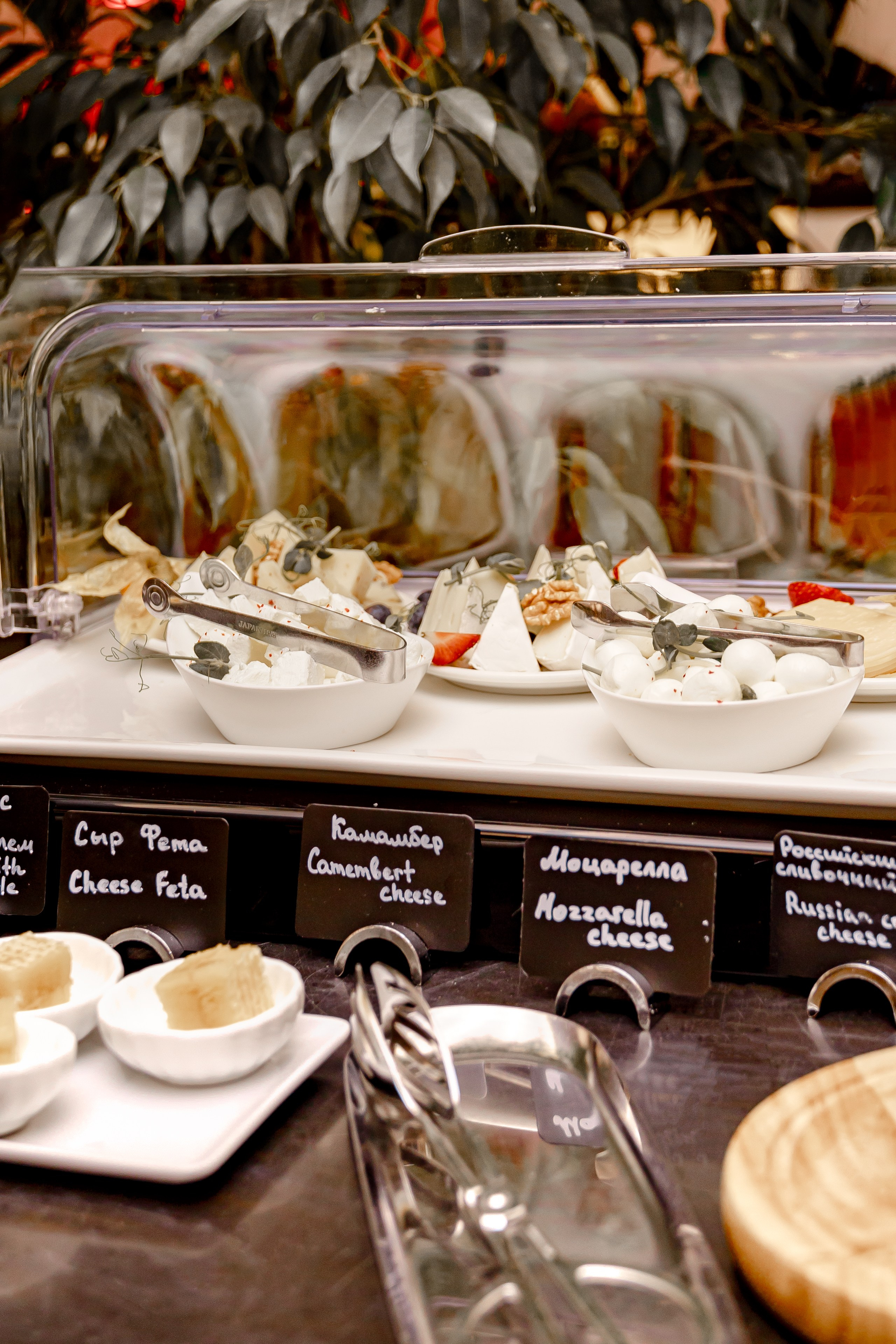 Завтрак в Ресторане «ST REGIS MOSCOW». Свадебный/Портретный фотограф снимаю в Москве