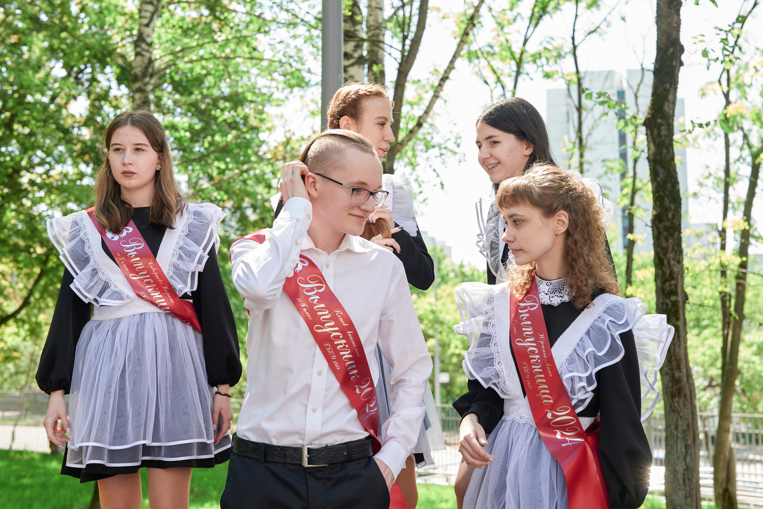 Последний звонок школа 1413. Детский и семейный фотограф г. Москва Оксана Катаджи