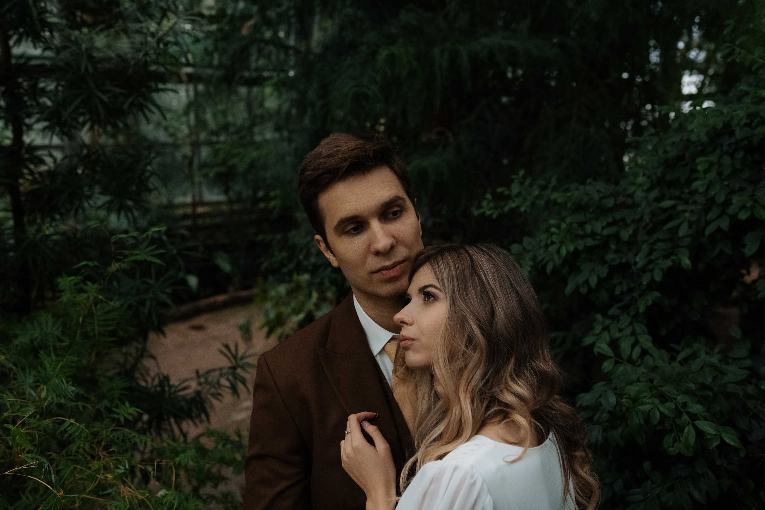 Свадебная фотосессия в оранжерее, Москва. Свадебный фотограф в Москве Анна Полушина