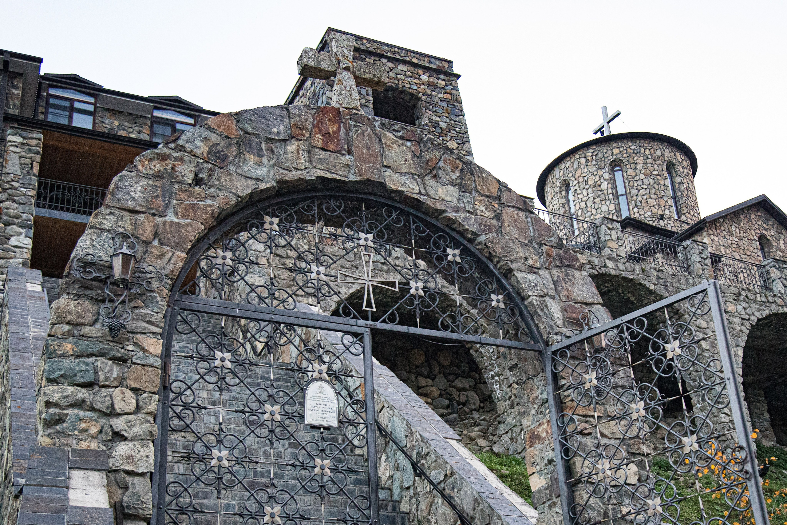 Report: Архитектура и памятники Кавказа. Фотограф в Перми Любовь Огородова | Авторские туры