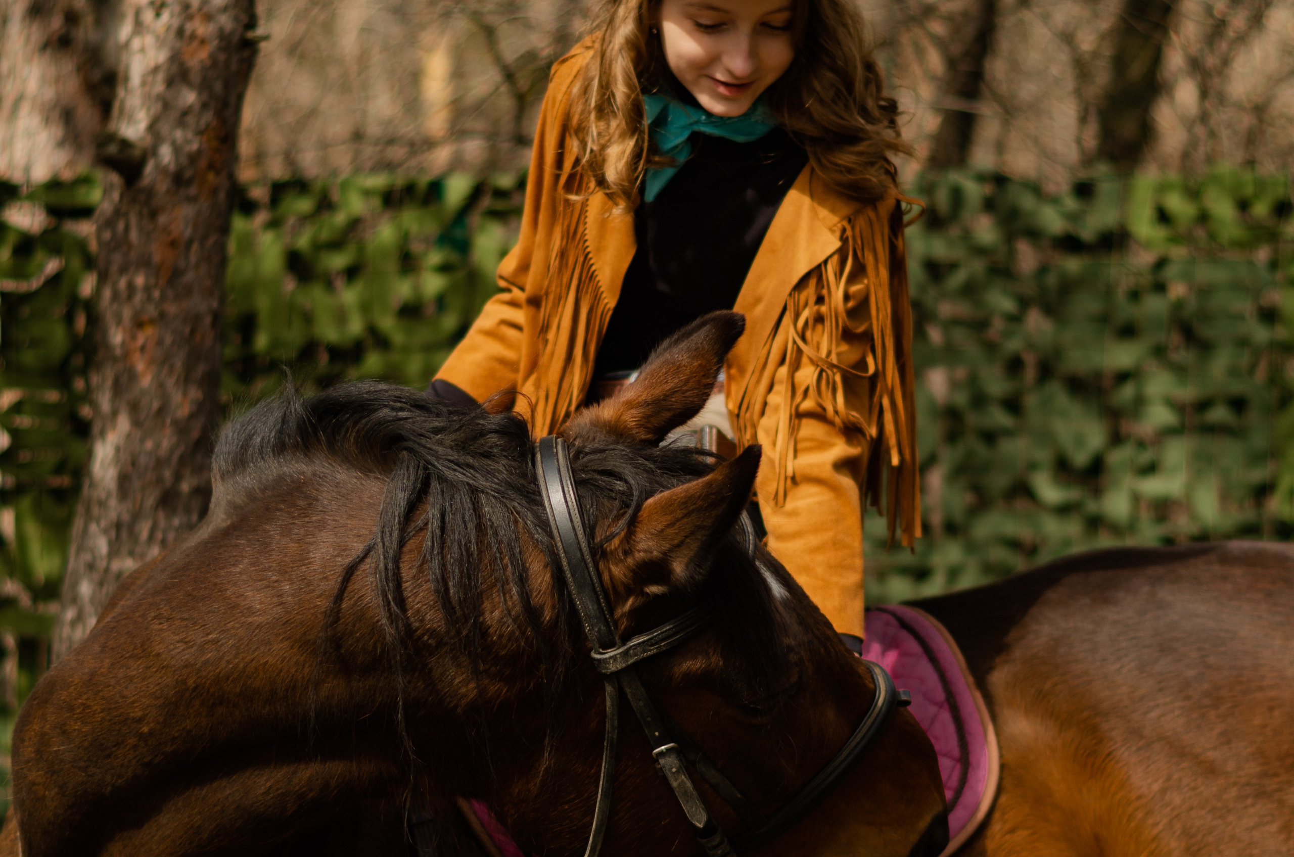 Ковбойская девчонка. Фотограф Марина Доглядная Челябинск фотосессии с лошадьми, мотоциклами