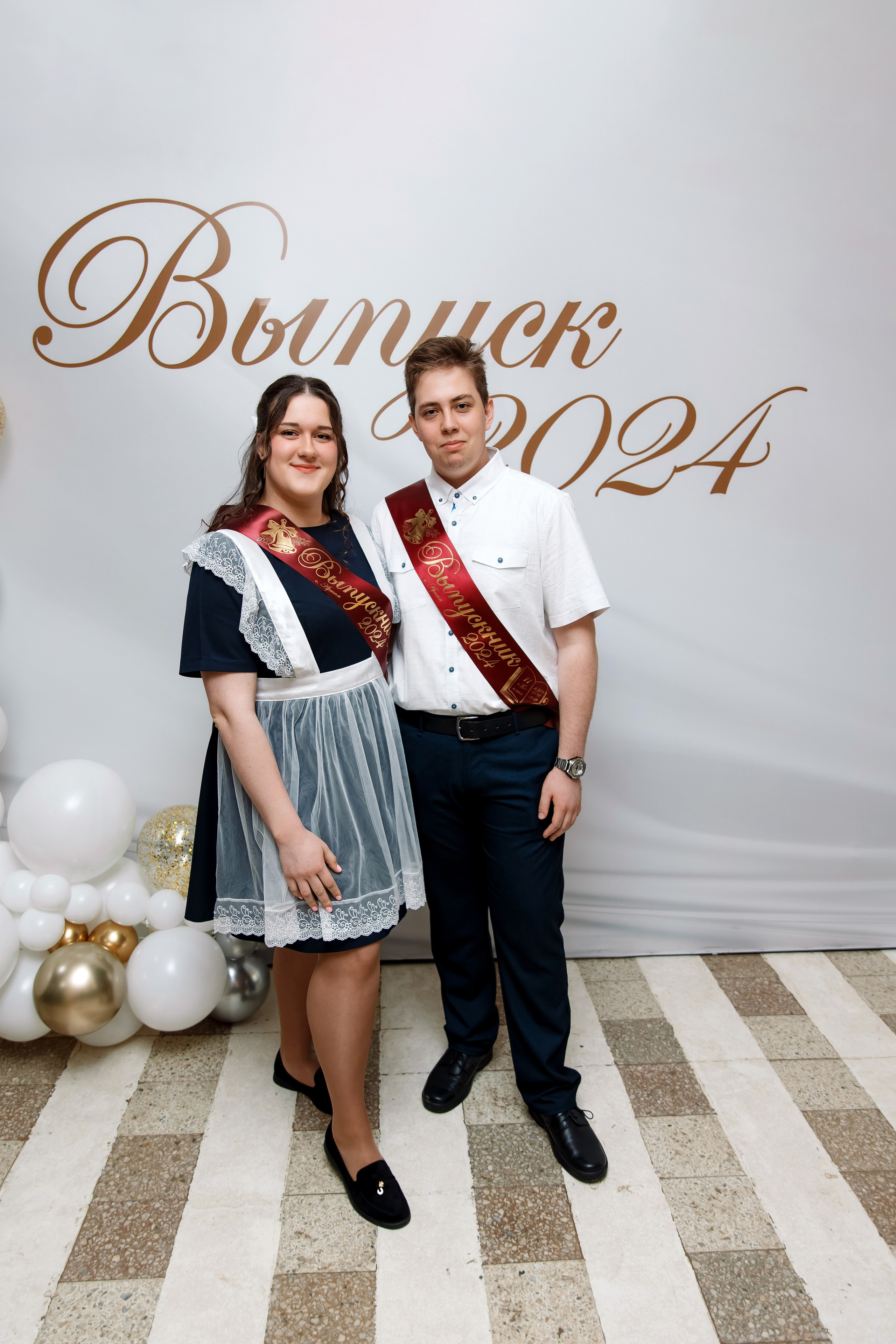 11 класс Последний звонок. Фотограф Любовь Корниенко, Примоский край