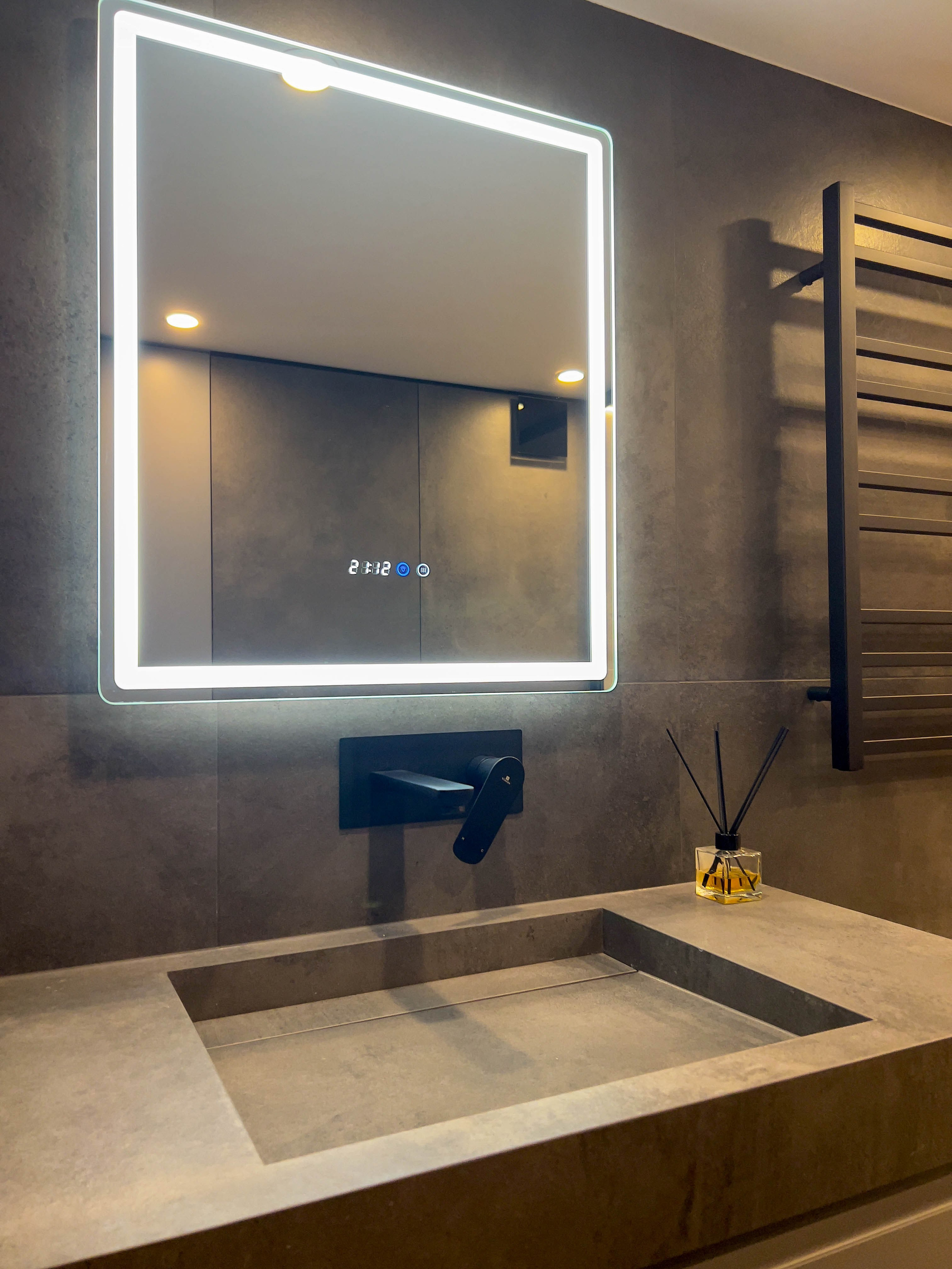 The apartment is on two levels. Fotograf Dmitrii Donets