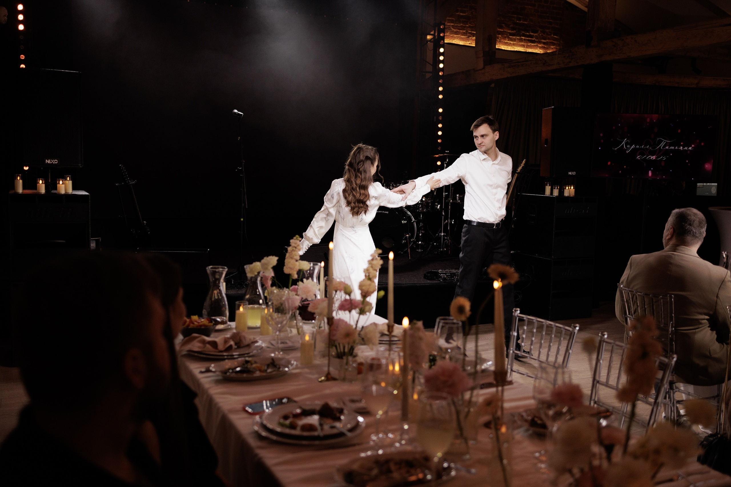 Пройдусь по тебе мурашками. Свадебный фотограф в Москве | Профессиональный фотограф | Выгодные цены на услуги