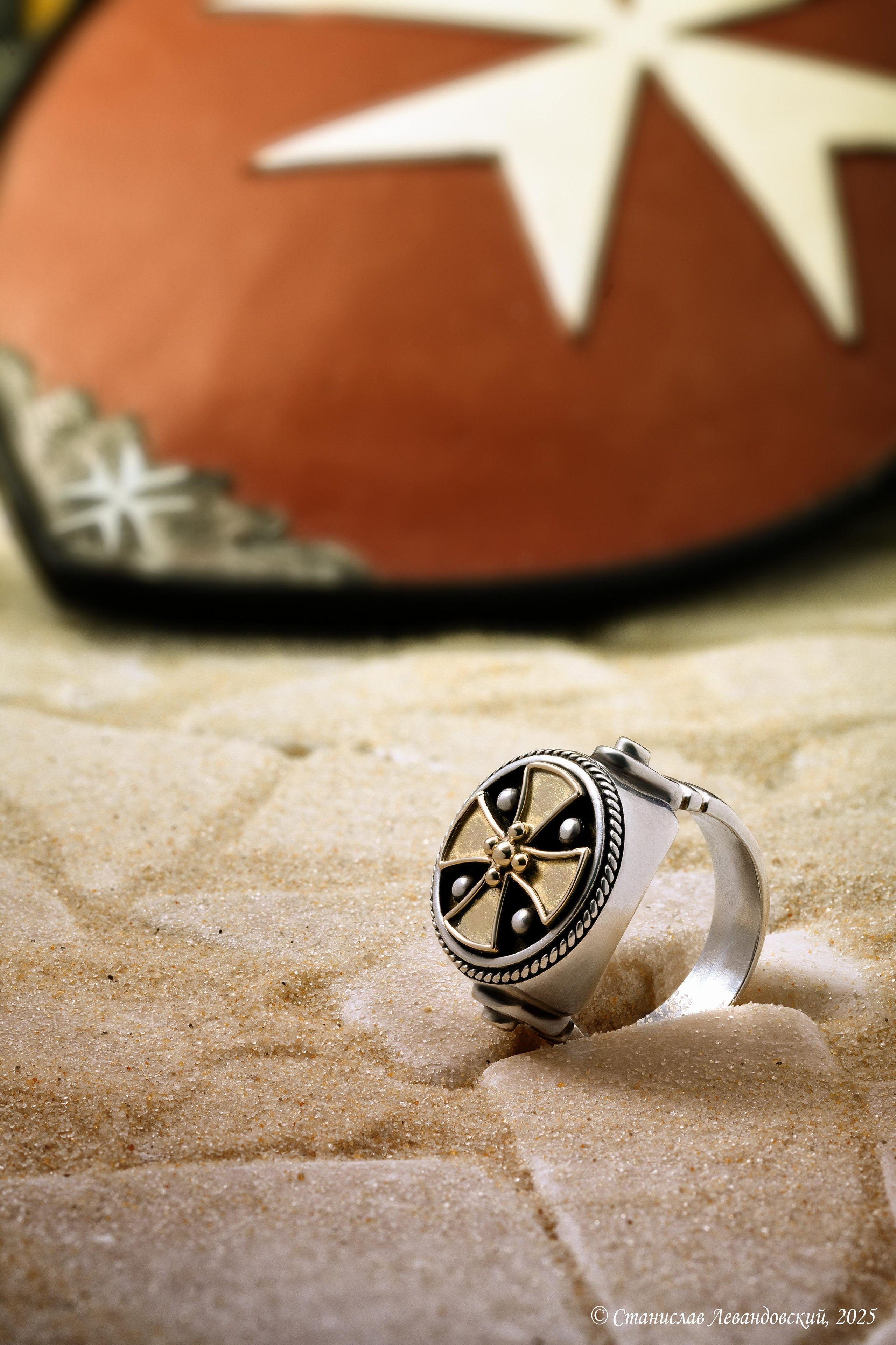 Предметы с глянцевой поверхностью. Предметный фотограф в Москве Станислав Левандовский