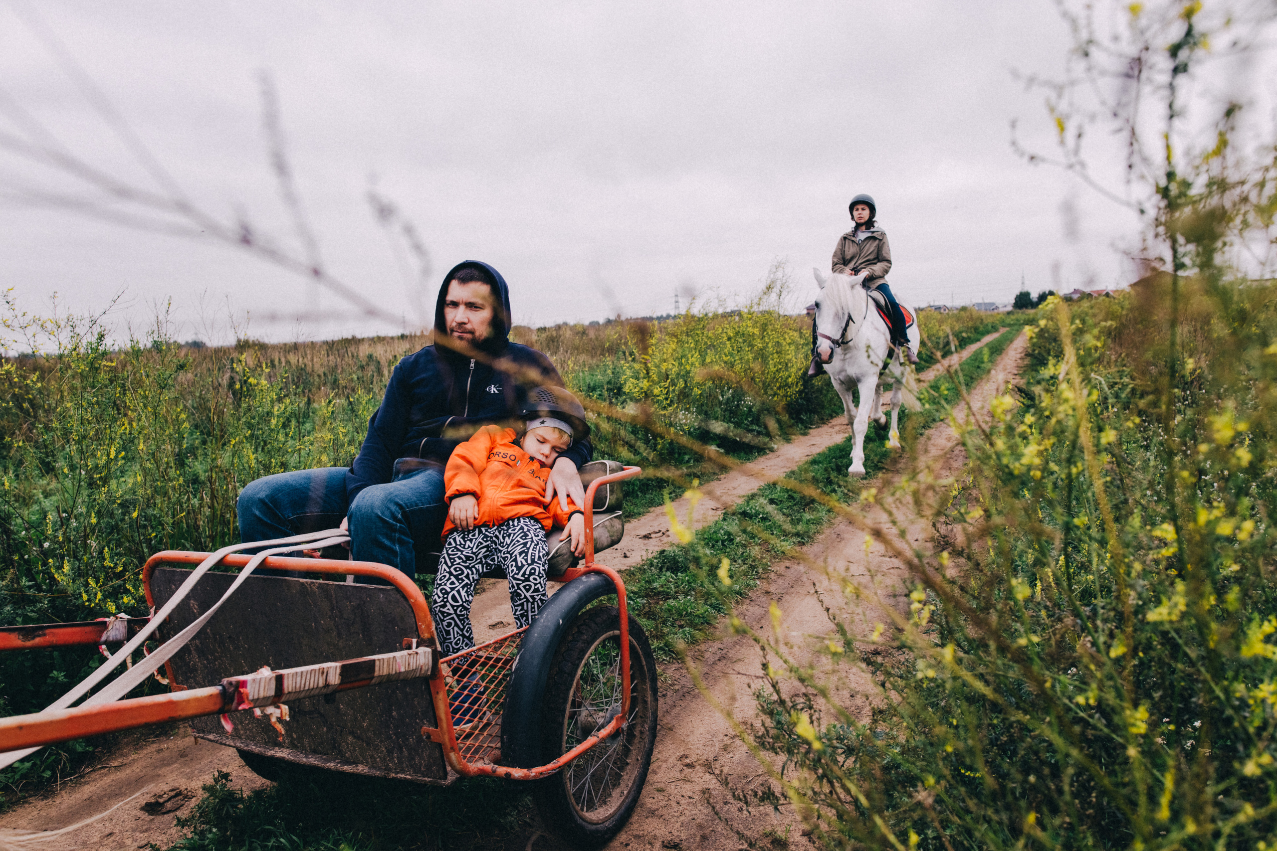 Про любовь, веселье, капризы и сон в повозке…. Семейный фотограф, фотограф родов, репортажей фотограф в Санкт-Петербу