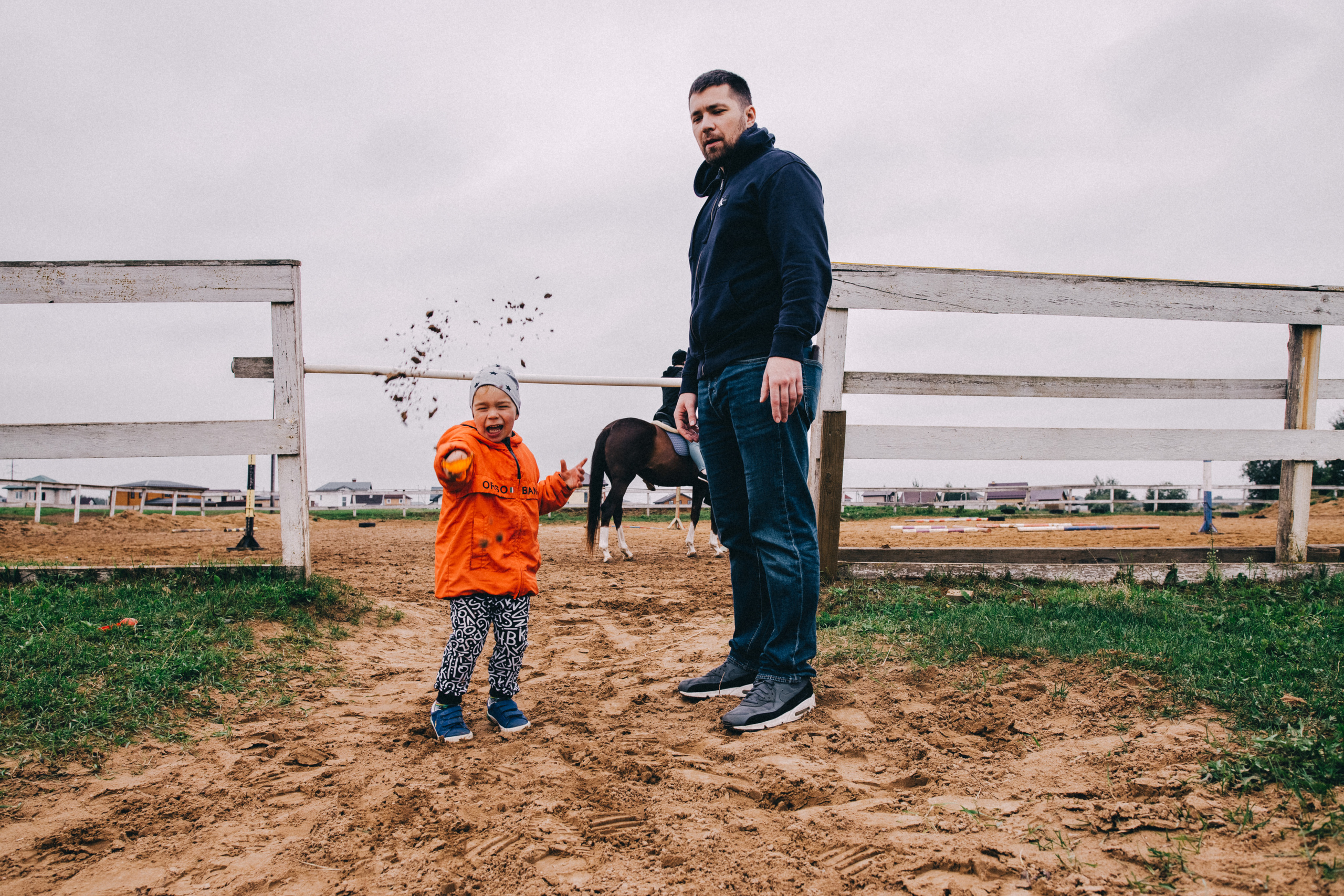 Про любовь, веселье, капризы и сон в повозке…. Семейный фотограф, фотограф родов, репортажей фотограф в Санкт-Петербу