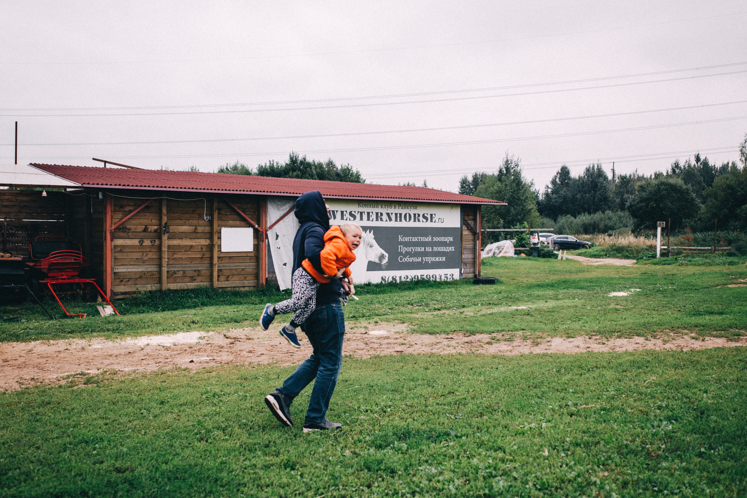 Про любовь, веселье, капризы и сон в повозке…. Семейный фотограф, фотограф родов, репортажей фотограф в Санкт-Петербу