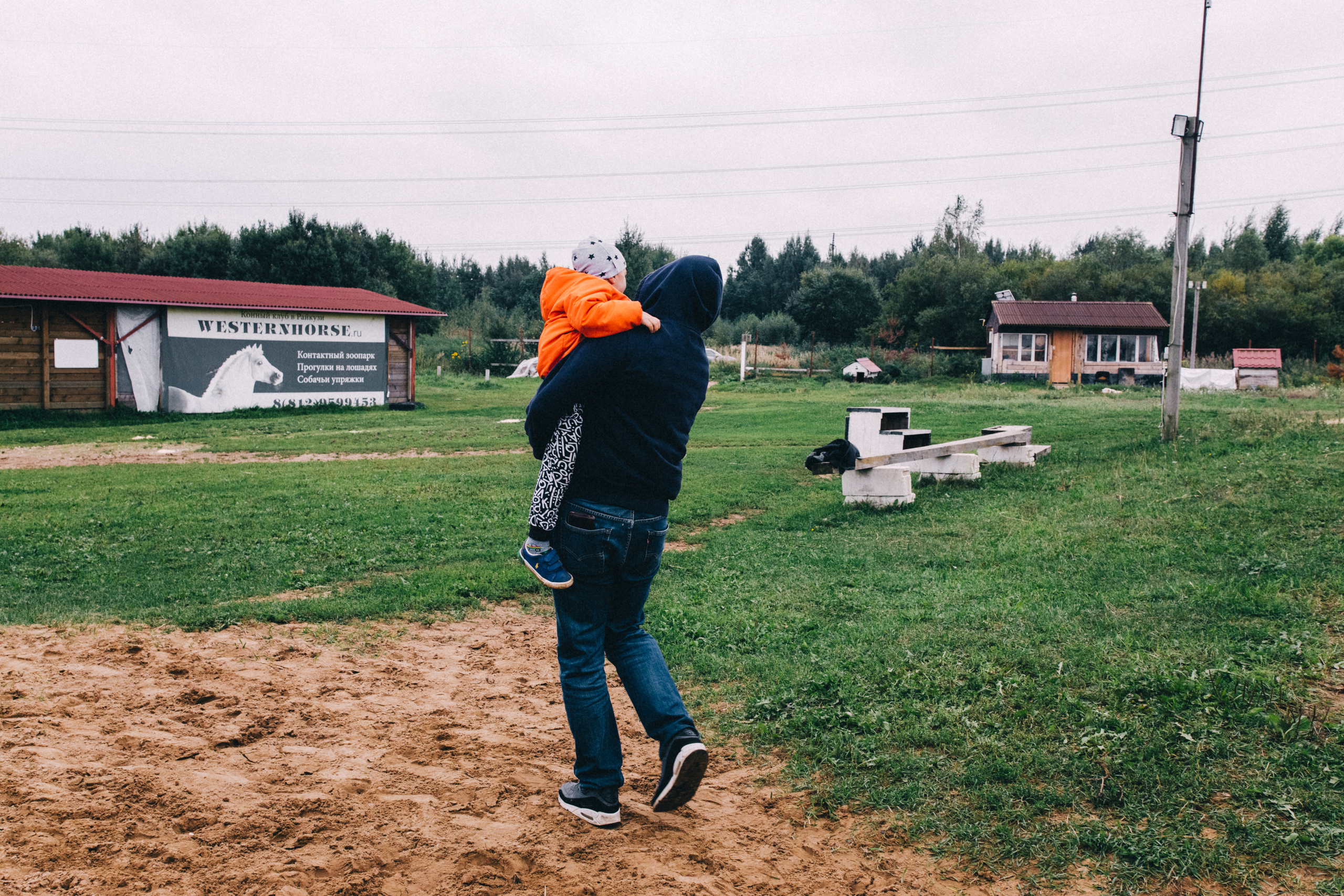 Про любовь, веселье, капризы и сон в повозке…. Семейный фотограф, фотограф родов, репортажей фотограф в Санкт-Петербу