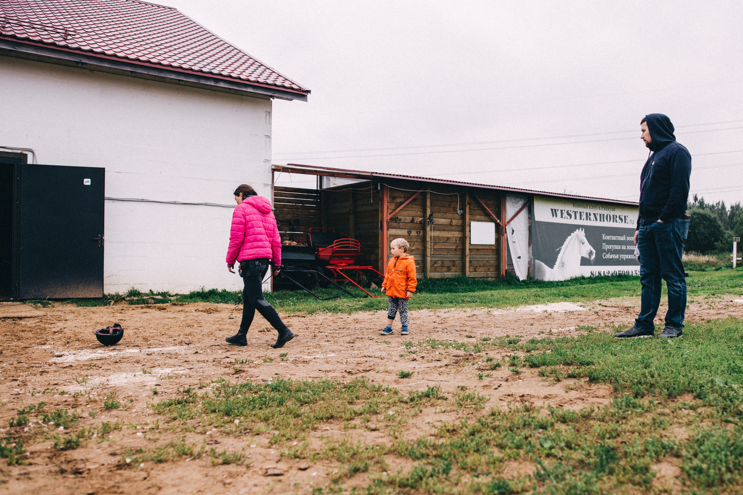 Про любовь, веселье, капризы и сон в повозке…. Семейный фотограф, фотограф родов, репортажей фотограф в Санкт-Петербу