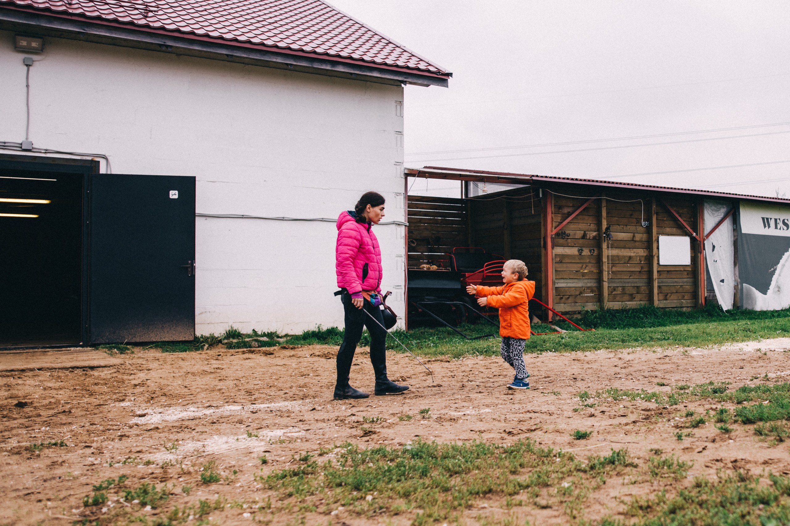 Про любовь, веселье, капризы и сон в повозке…. Семейный фотограф, фотограф родов, репортажей фотограф в Санкт-Петербу