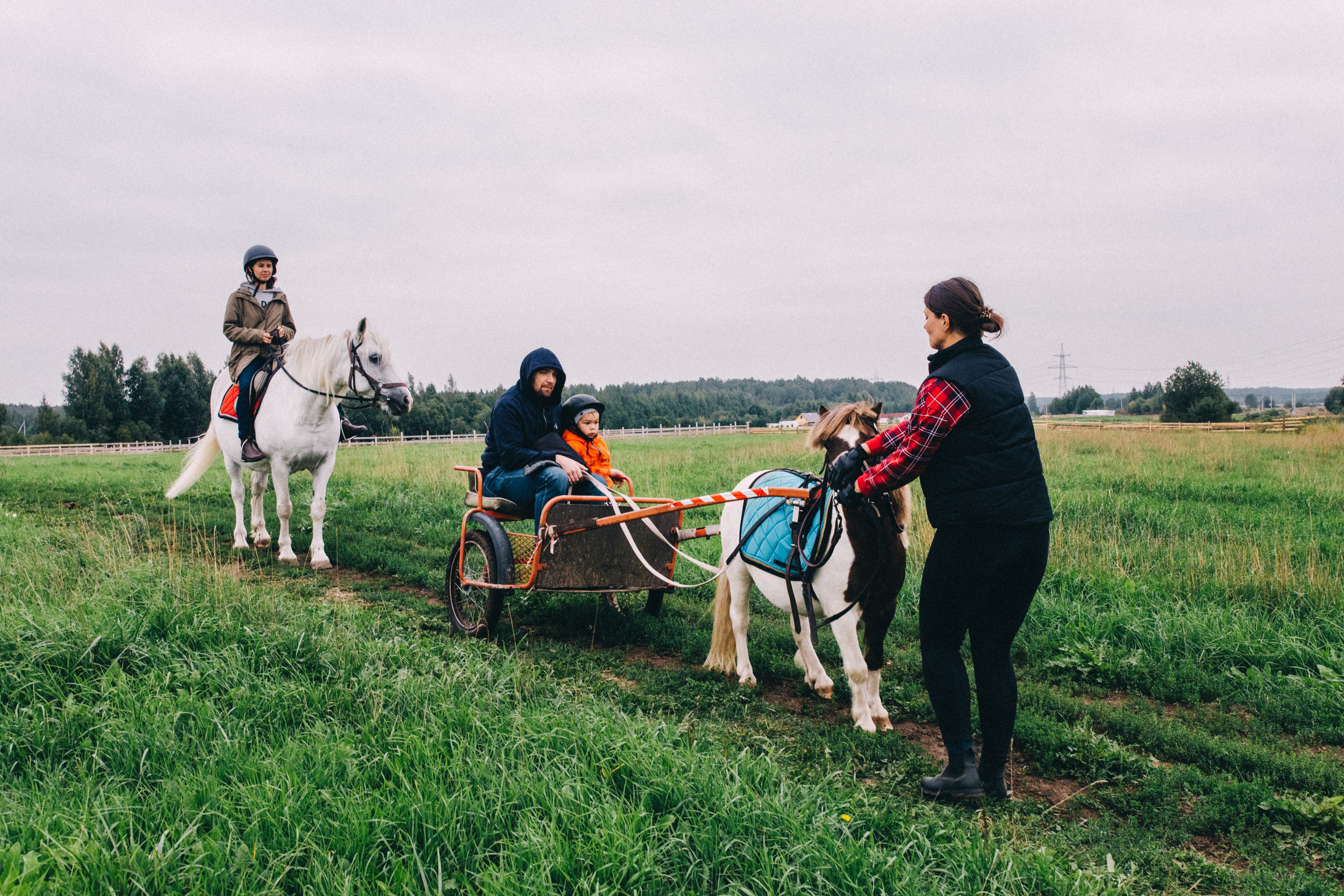 Про любовь, веселье, капризы и сон в повозке…. Семейный фотограф, фотограф родов, репортажей фотограф в Санкт-Петербу