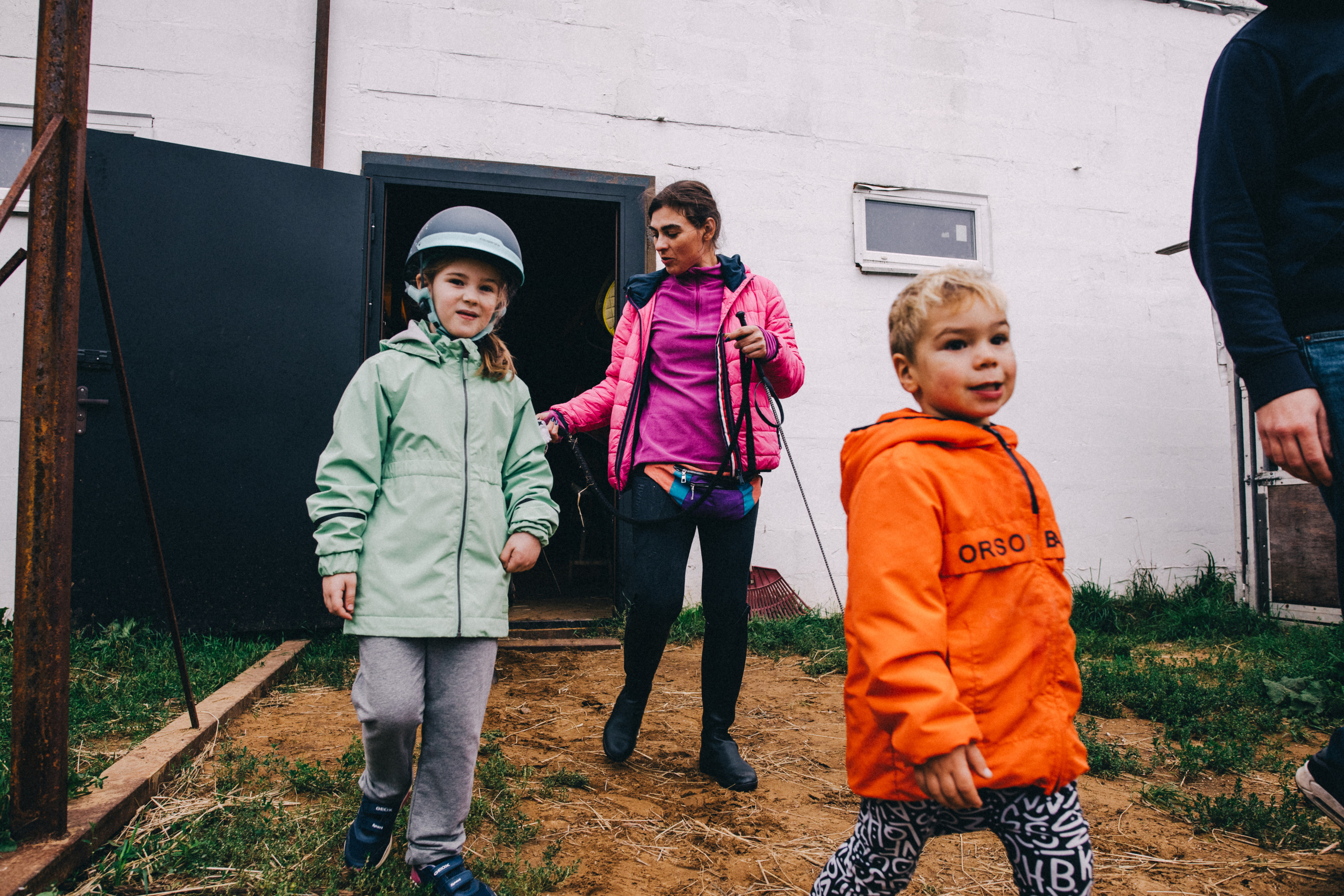 Про любовь, веселье, капризы и сон в повозке…. Семейный фотограф, фотограф родов, репортажей фотограф в Санкт-Петербу