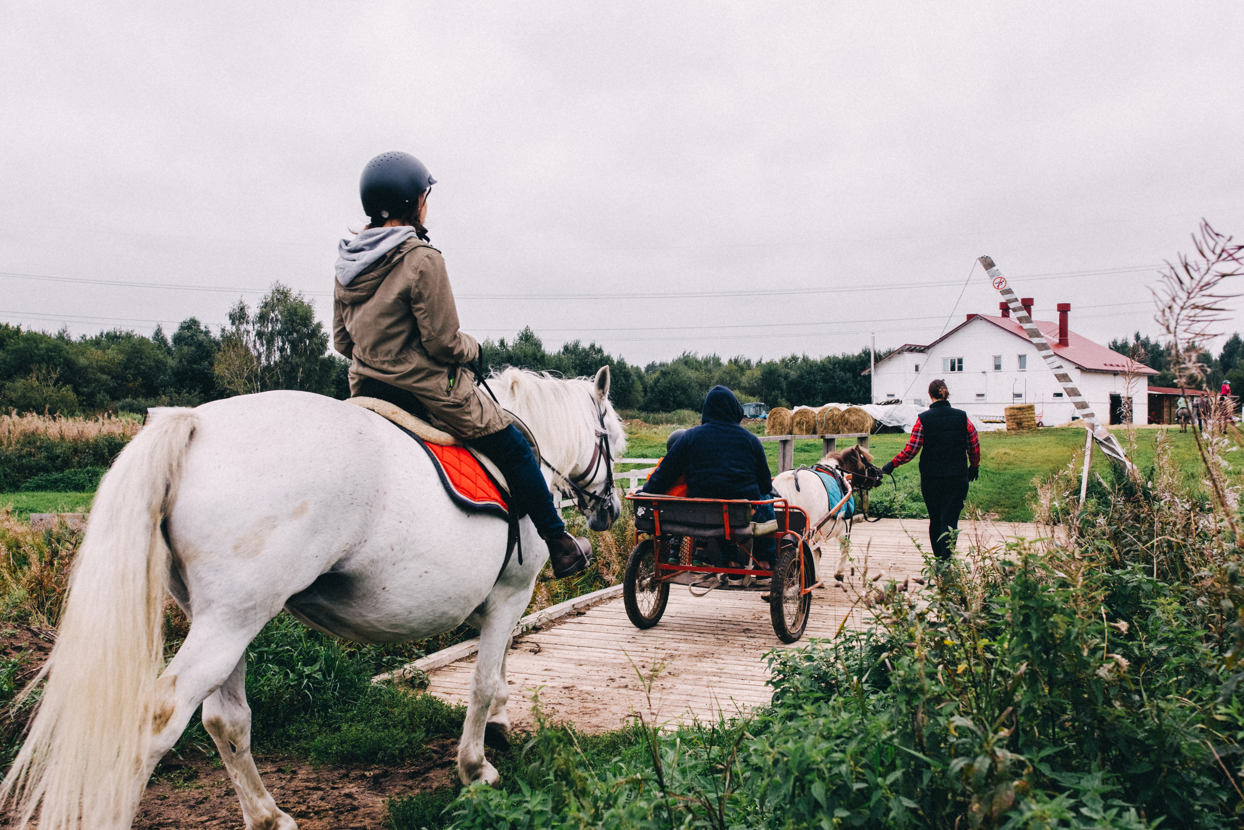 Про любовь, веселье, капризы и сон в повозке…. Семейный фотограф, фотограф родов, репортажей фотограф в Санкт-Петербу