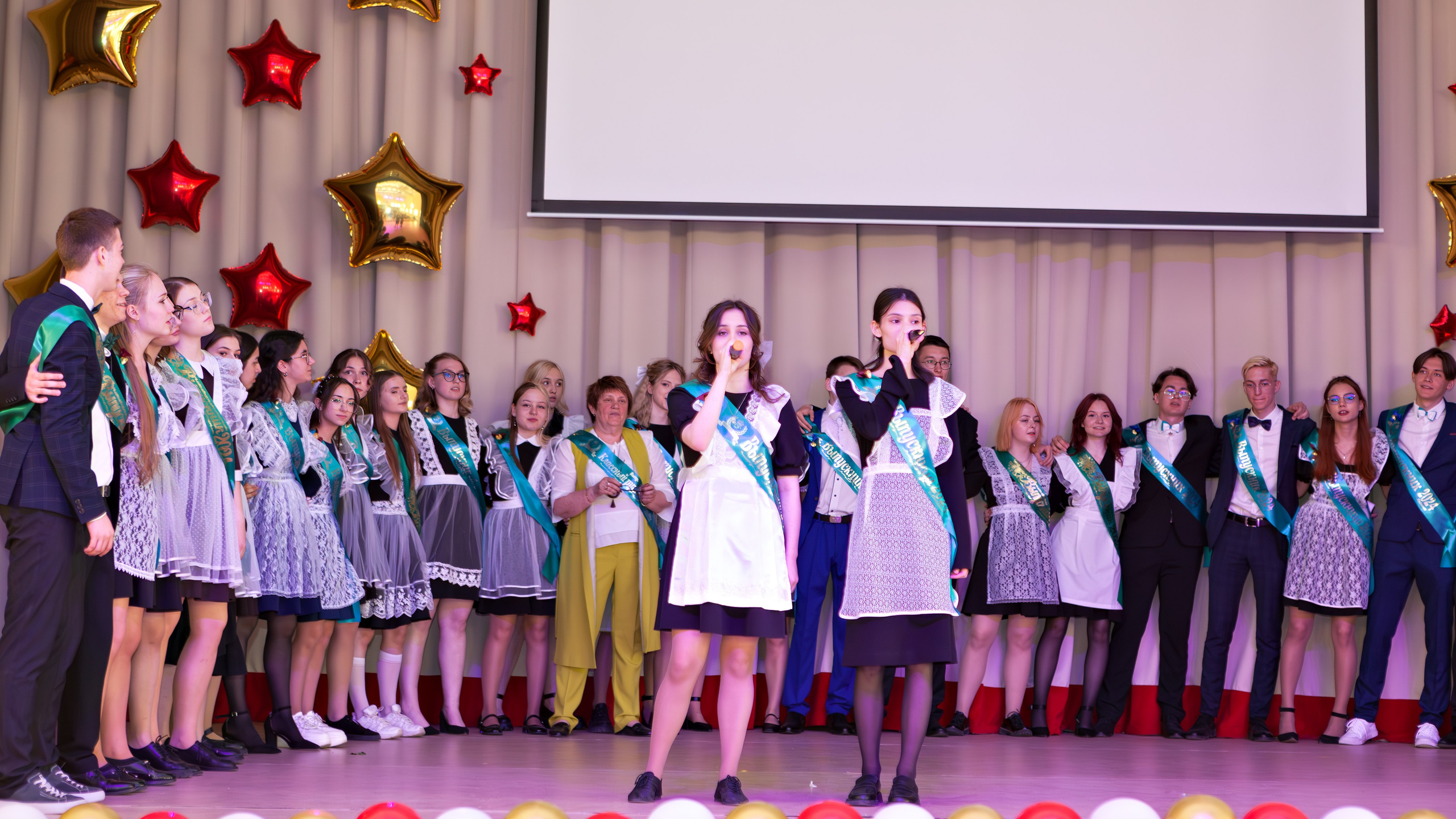 Гимназия № 7, г. Подольск, Последний звонок, 11 класс. Выпускные альбомы и школьный фотограф в Подольске, Троицке, Щербинке, Москве и Московской области