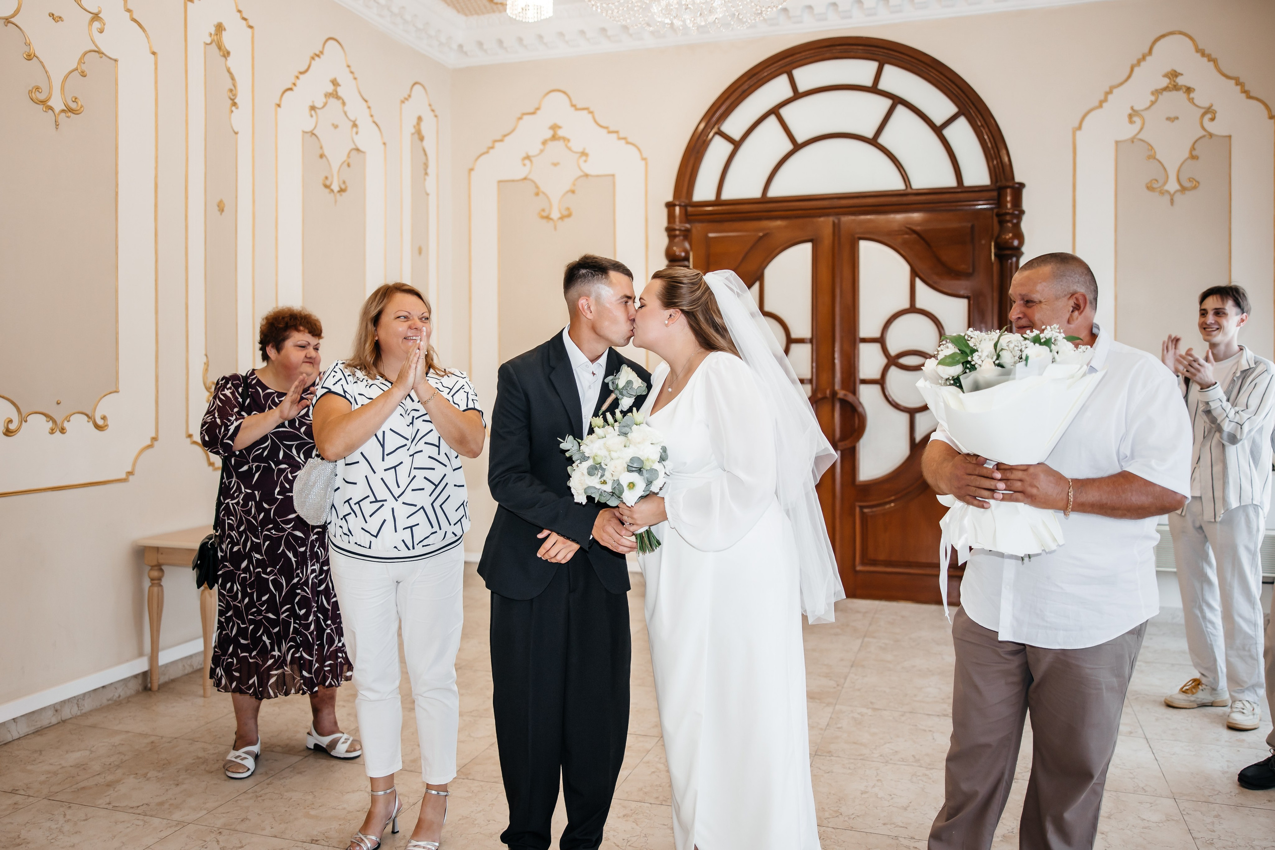 Анонс свадьбы Виолетты и Ростислава. Свадебный фотограф в Крыму и Севастополе Ольга Баскакова