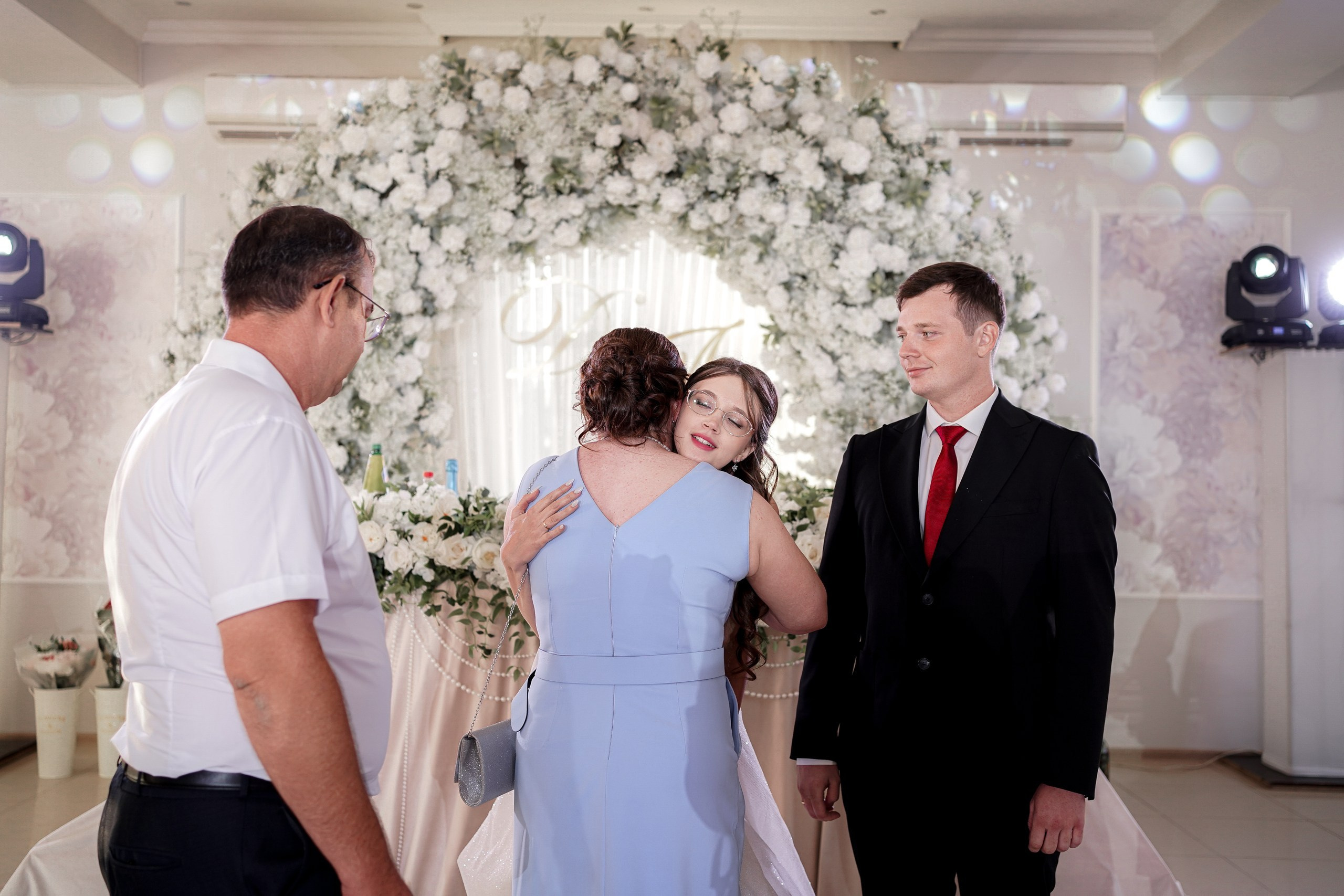 Свадьба «Полный день. Premium». Даниил и Алёна. Фотосессия в Ростове-на-Дону. Свадебный фотограф в Ростове-на-Дону. Таинство Крещения и Венчания, семейные фотосессии. Алёна Чёботова