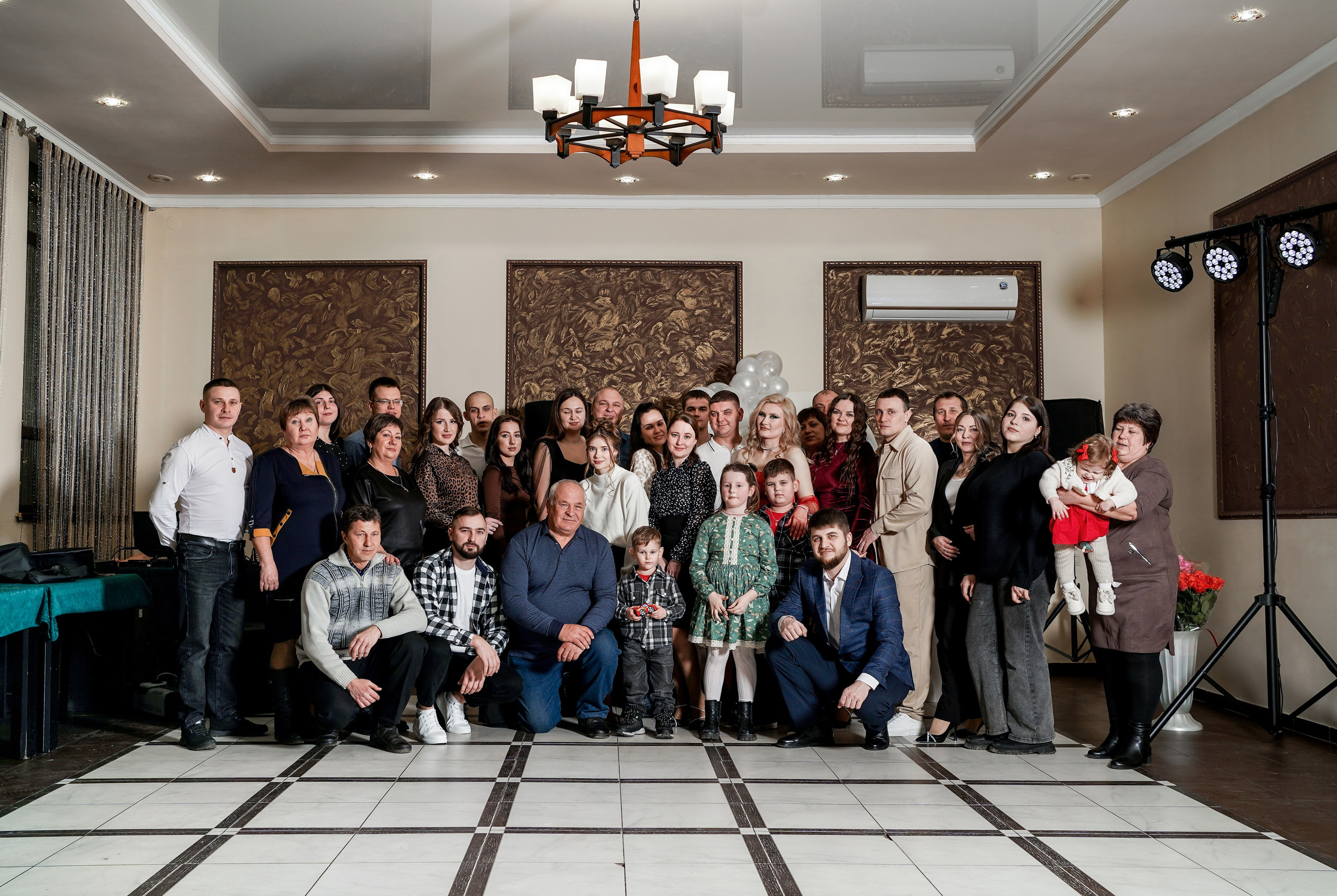 Фотосессия юбилея в Ростове-на-Дону и Новочеркасске. Свадебный фотограф в Ростове-на-Дону. Таинство Крещения и Венчания, семейные фотосессии. Алёна Чёботова