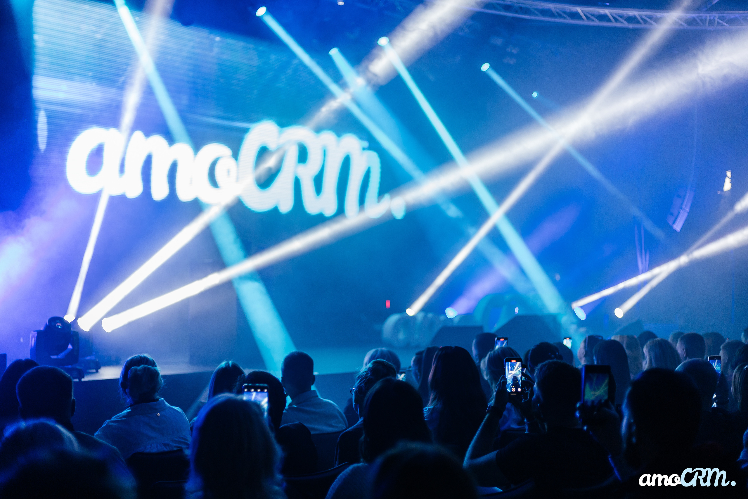 AmoCRM. Репортажный фотограф Ростов-на-Дону. Репортажный фотограф в городе Ростов-на-Дону Даниил Молодовский