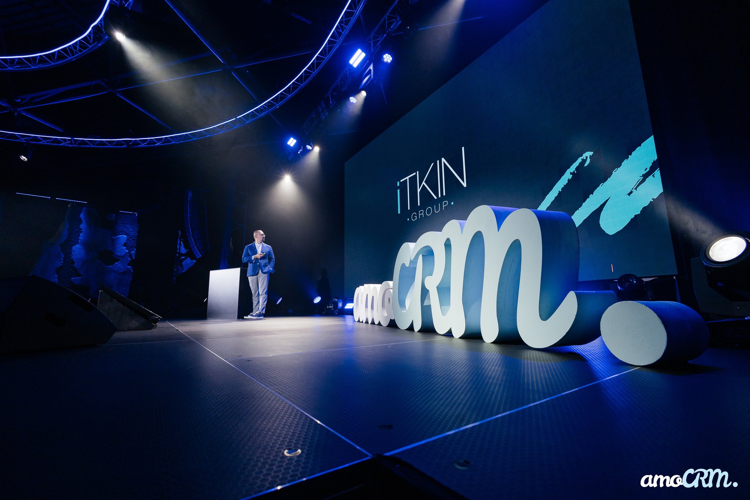 AmoCRM. Репортажный фотограф Ростов-на-Дону. Репортажный фотограф в городе Ростов-на-Дону Даниил Молодовский