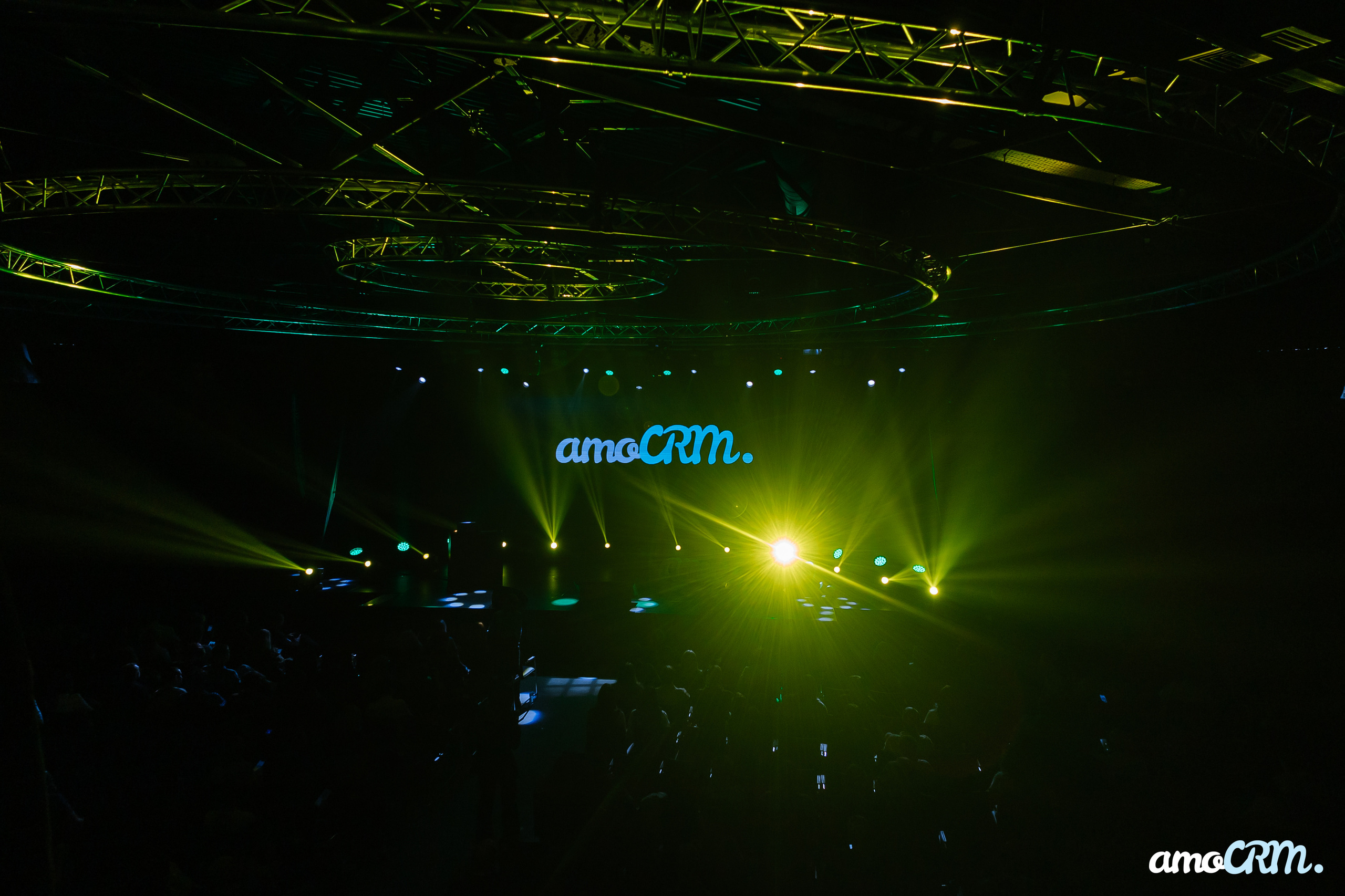 AmoCRM. Репортажный фотограф Ростов-на-Дону. Репортажный фотограф в городе Ростов-на-Дону Даниил Молодовский