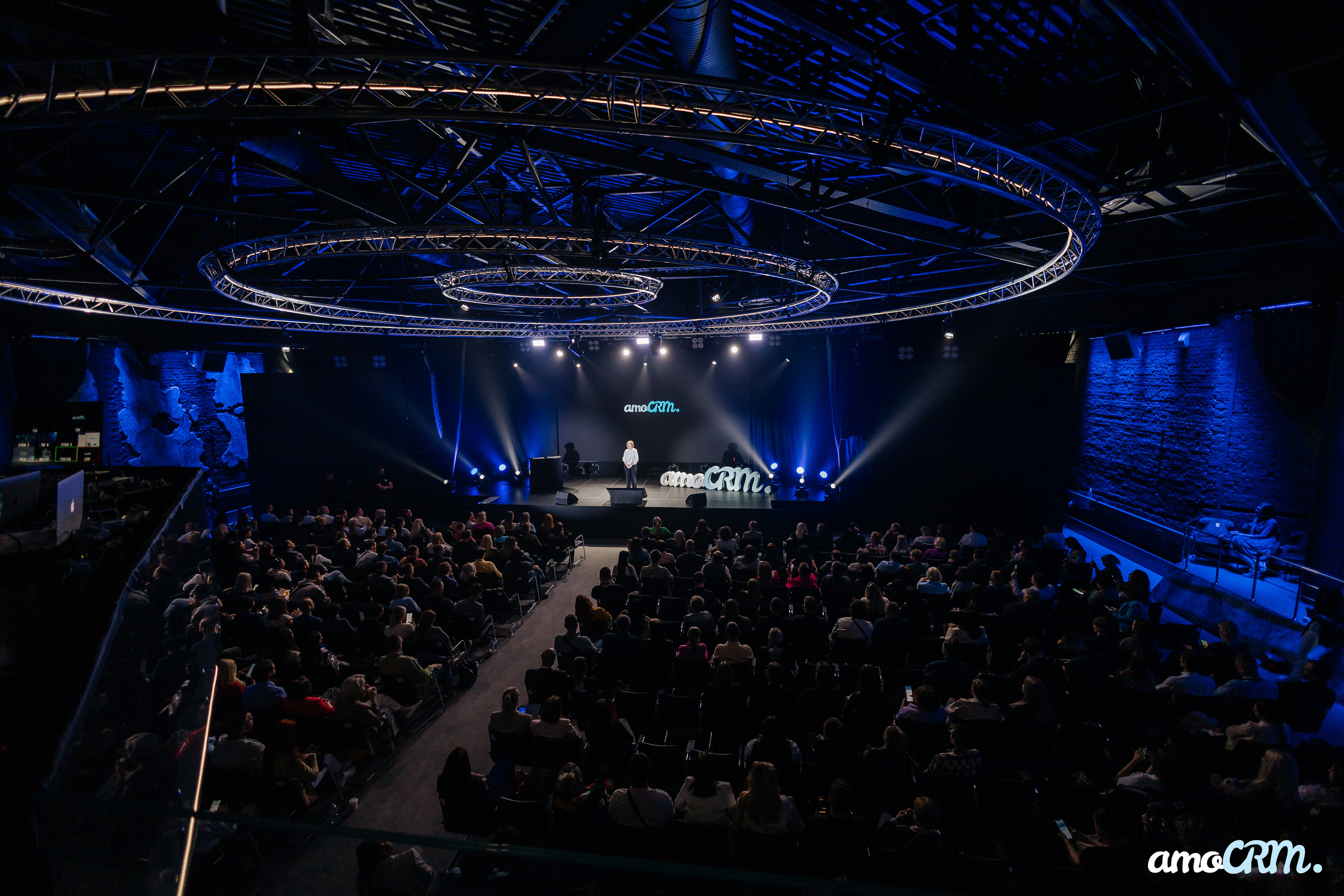 AmoCRM. Репортажный фотограф Ростов-на-Дону. Репортажный фотограф в городе Ростов-на-Дону Даниил Молодовский