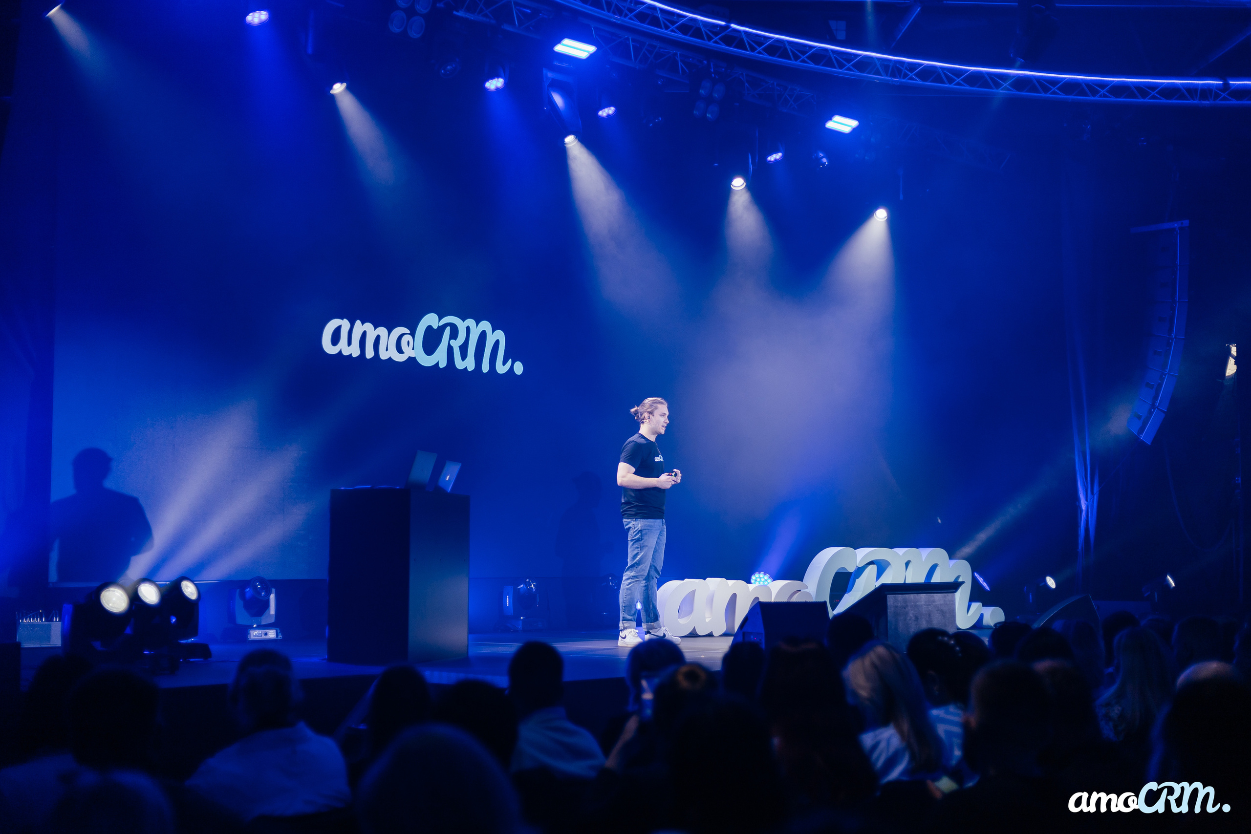 AmoCRM. Репортажный фотограф Ростов-на-Дону. Репортажный фотограф в городе Ростов-на-Дону Даниил Молодовский