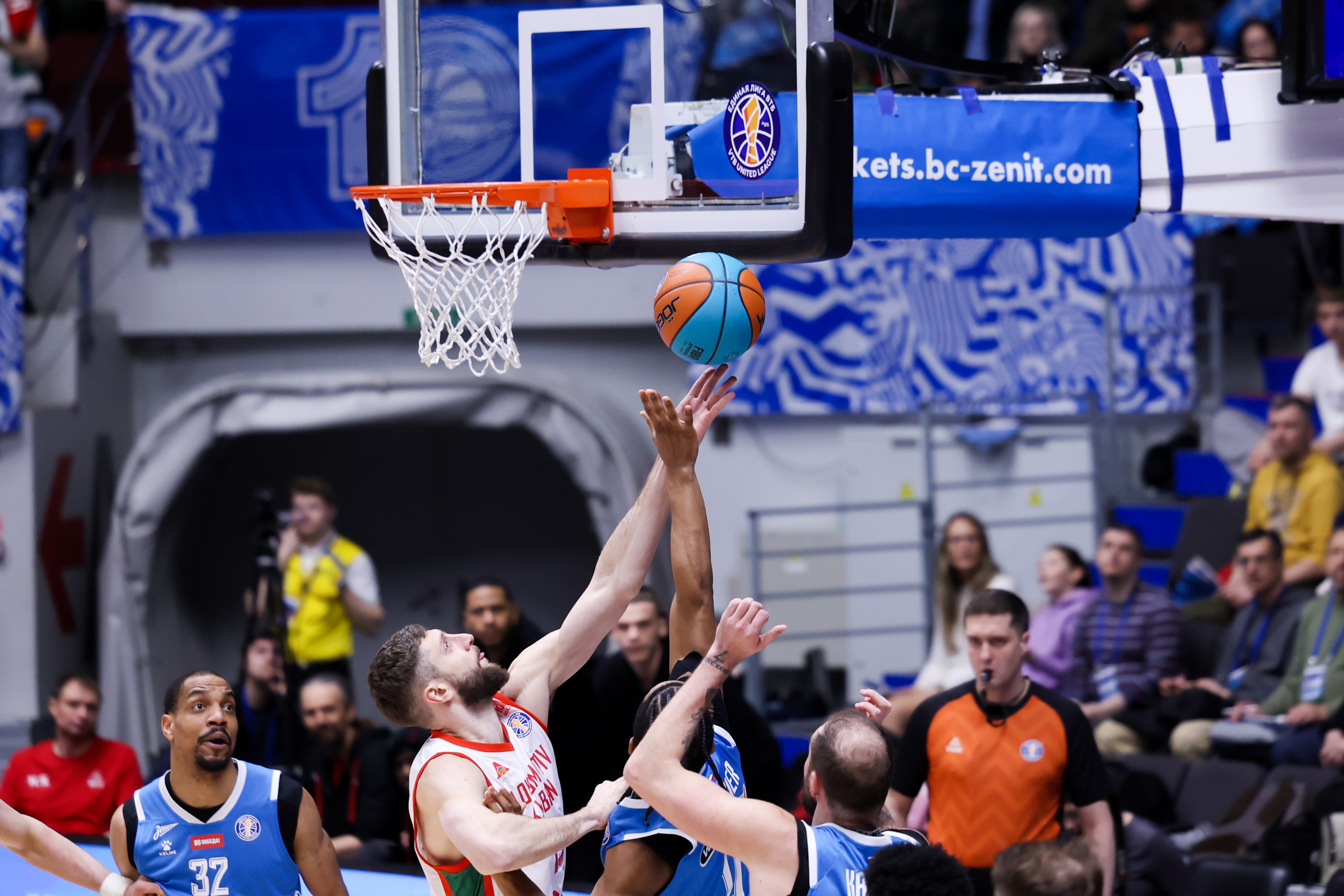 БК Зенит — БК Локомотив-Кубань 07.05.2025. Спортивный и репортажный фотограф Антон Тереханов
