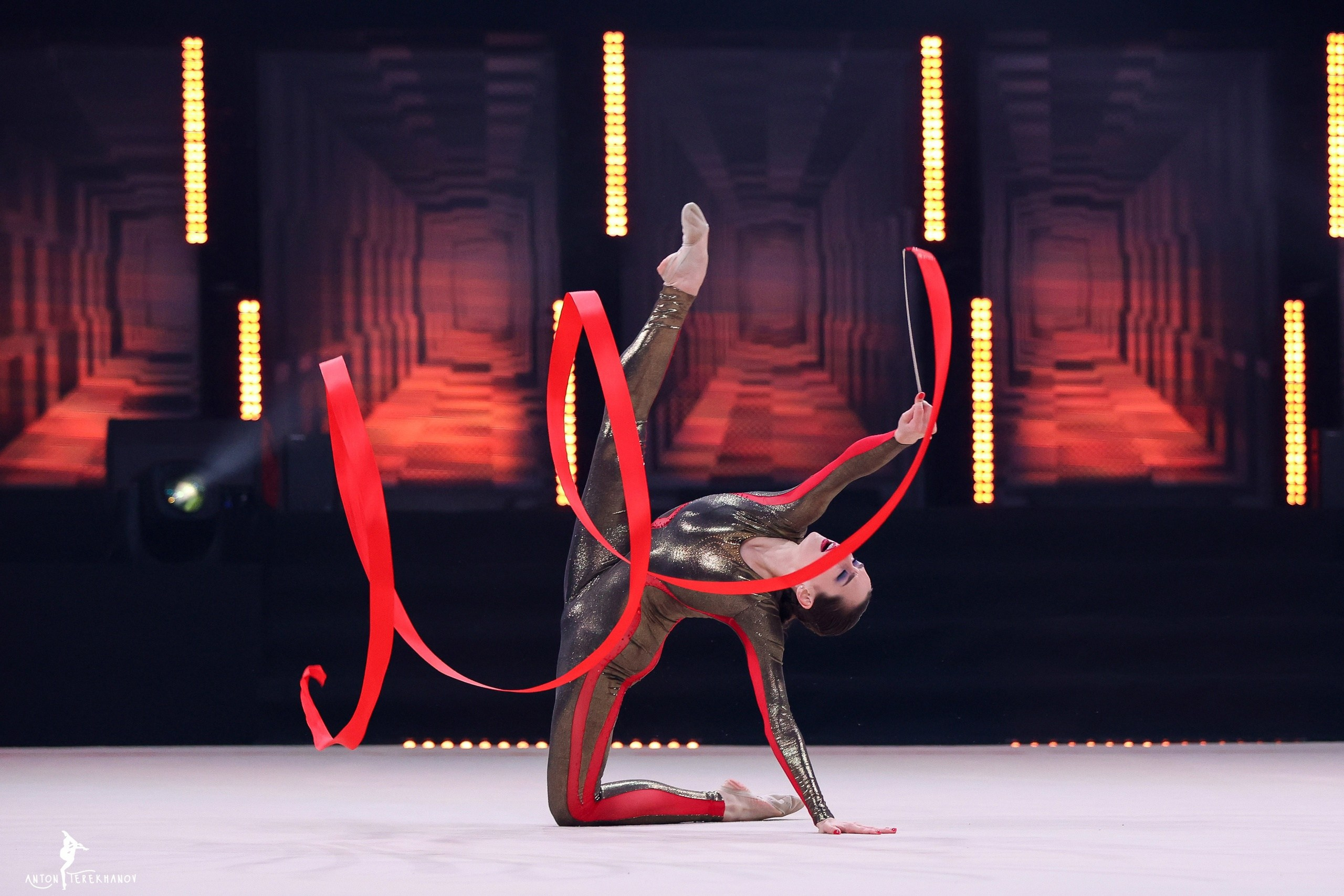 «Восхождение» шоу Светланы Хоркиной 28-29.05.2022. Спортивный и репортажный фотограф Антон Тереханов